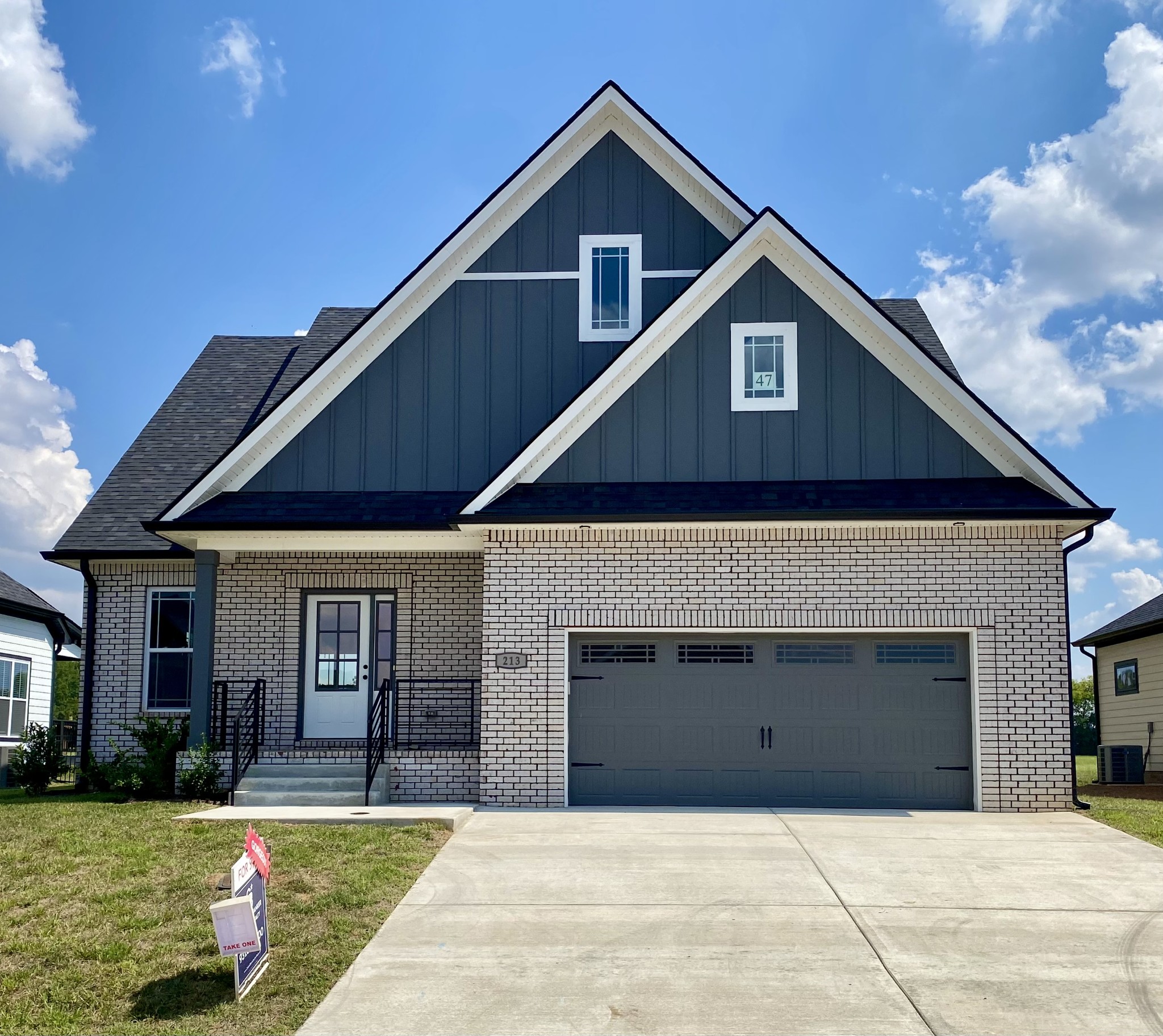 213 Harvest Moon Dr Property Photo 1