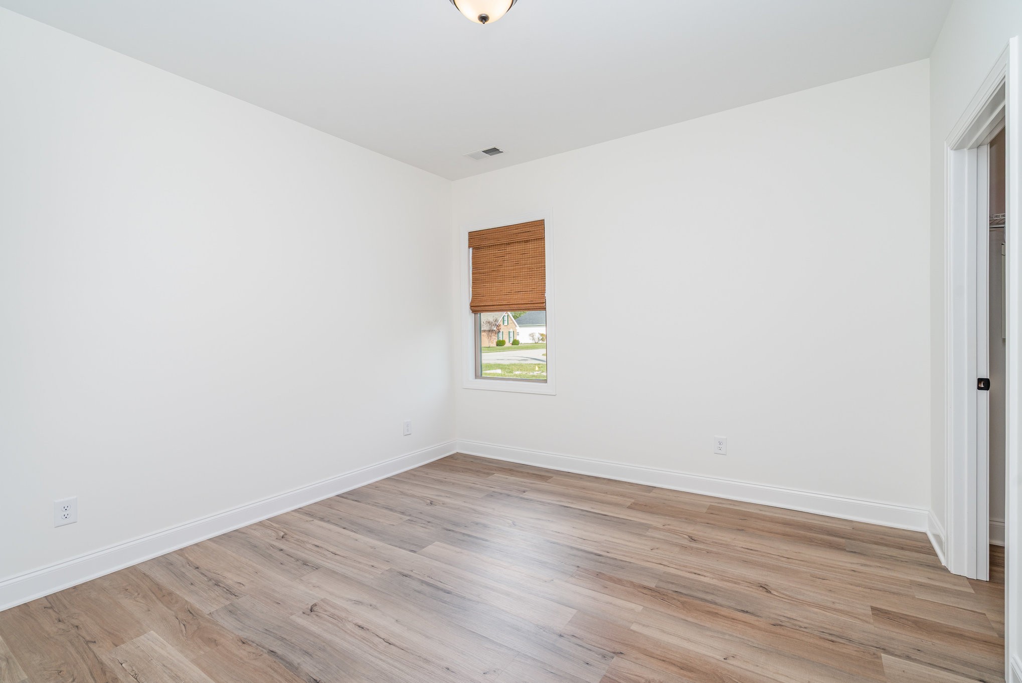 412 W Foxrun Property Photo 15