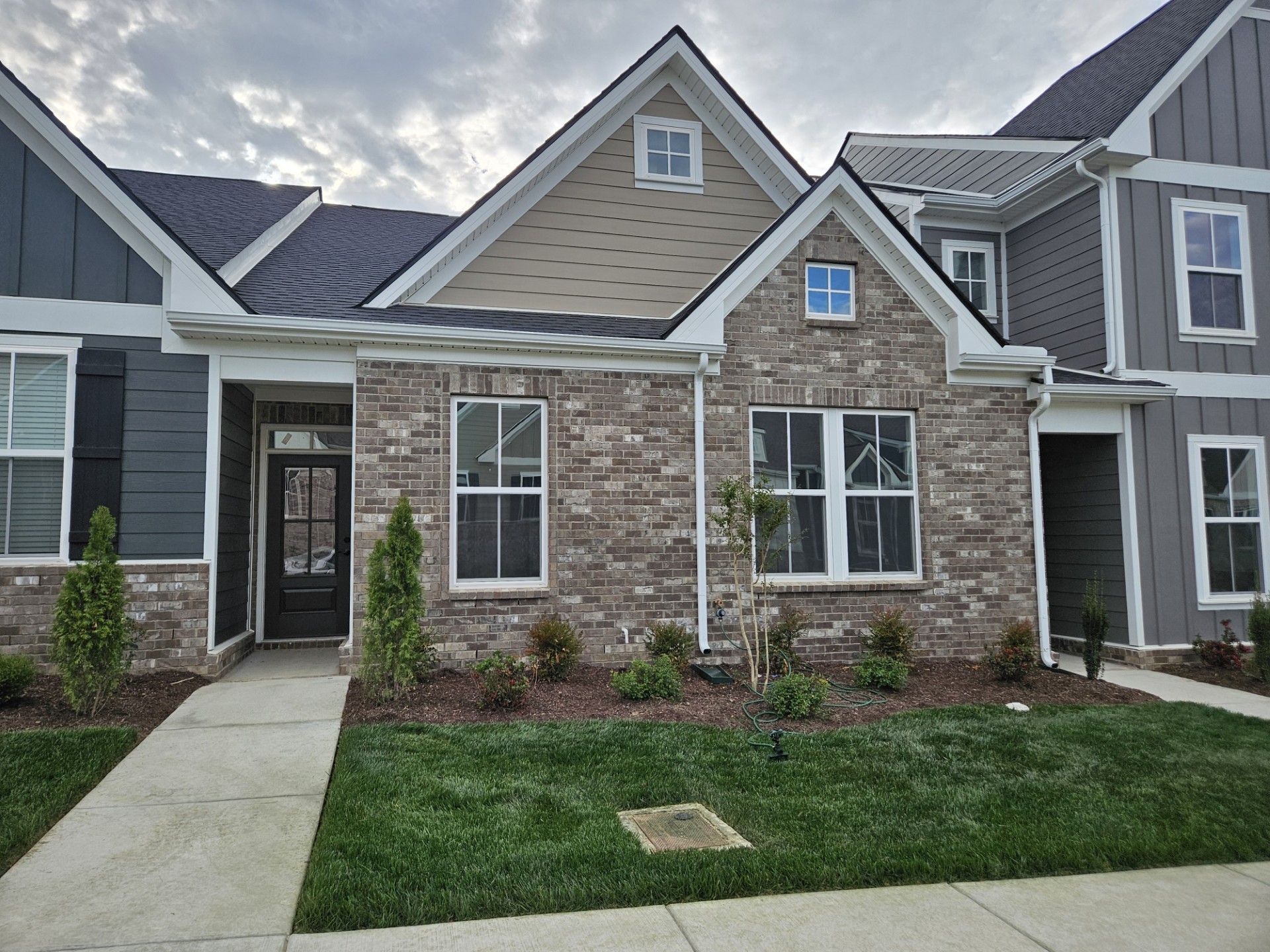 415 W Stonehaus Crossing Property Photo 1