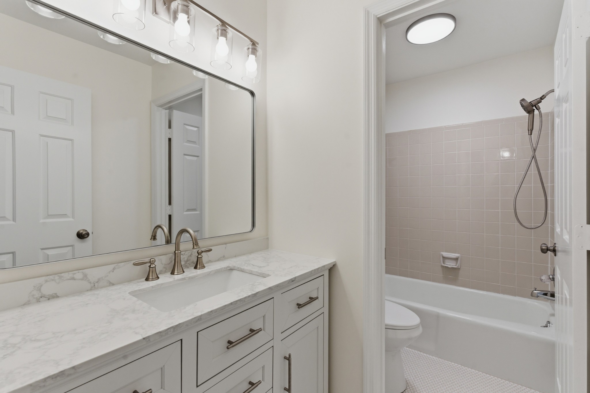 1138 Brentwood Pt Property Photo 18