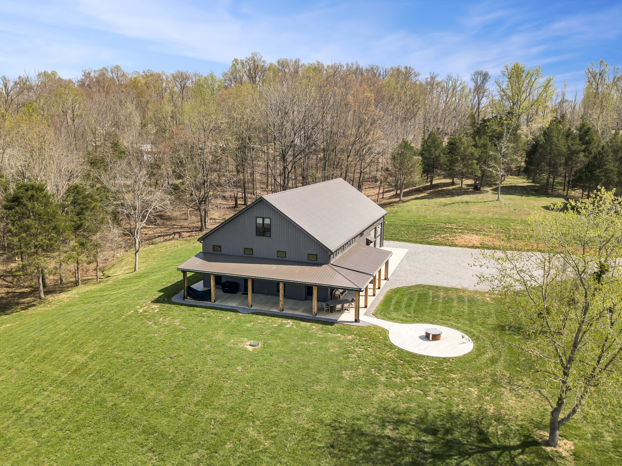 156 Junction Dr Property Photo 5