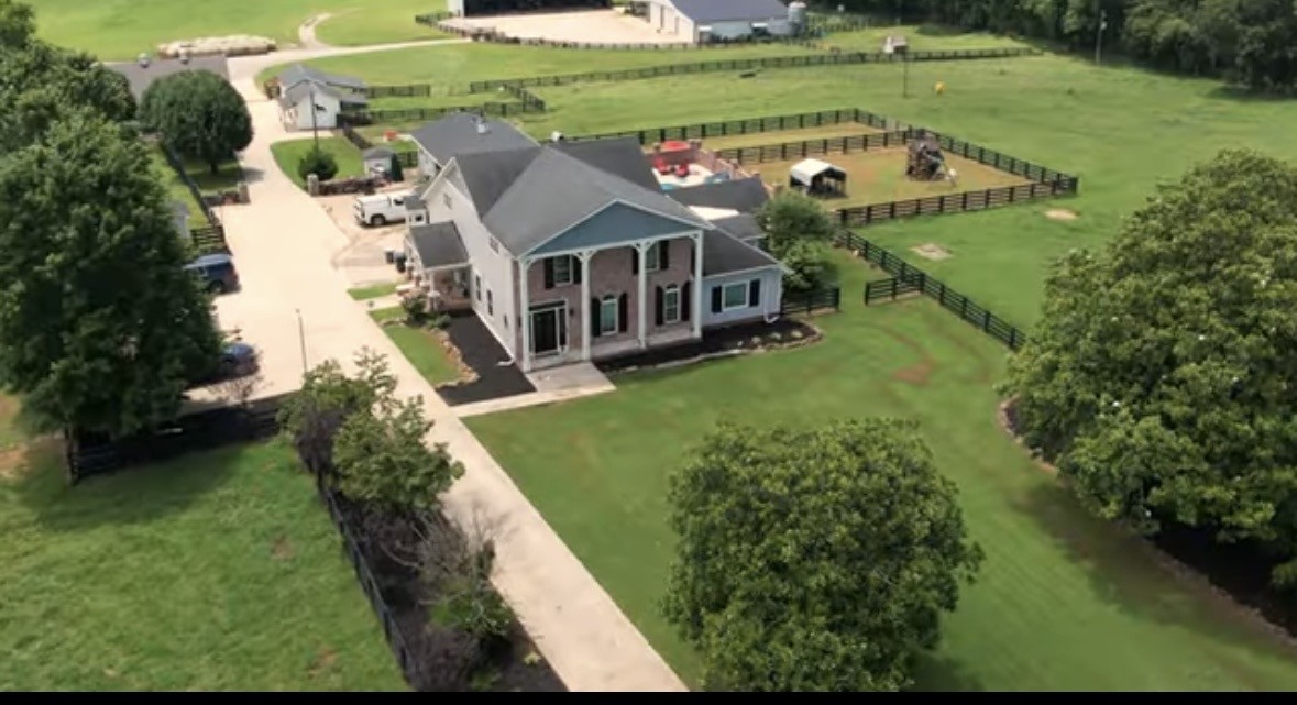 857 Hicks Cut Rd Property Photo 1