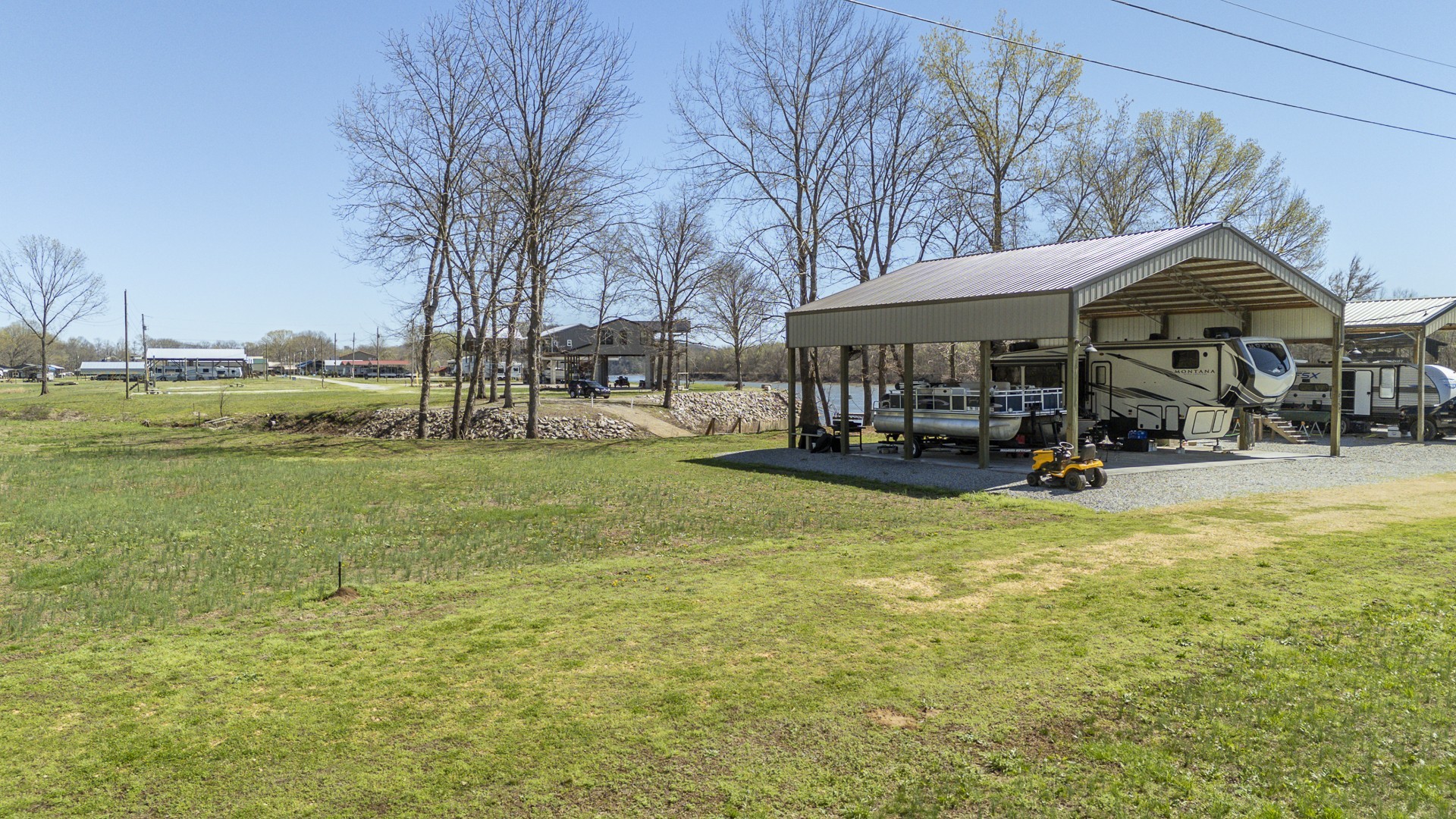 942 Lexi Ln Property Photo 30