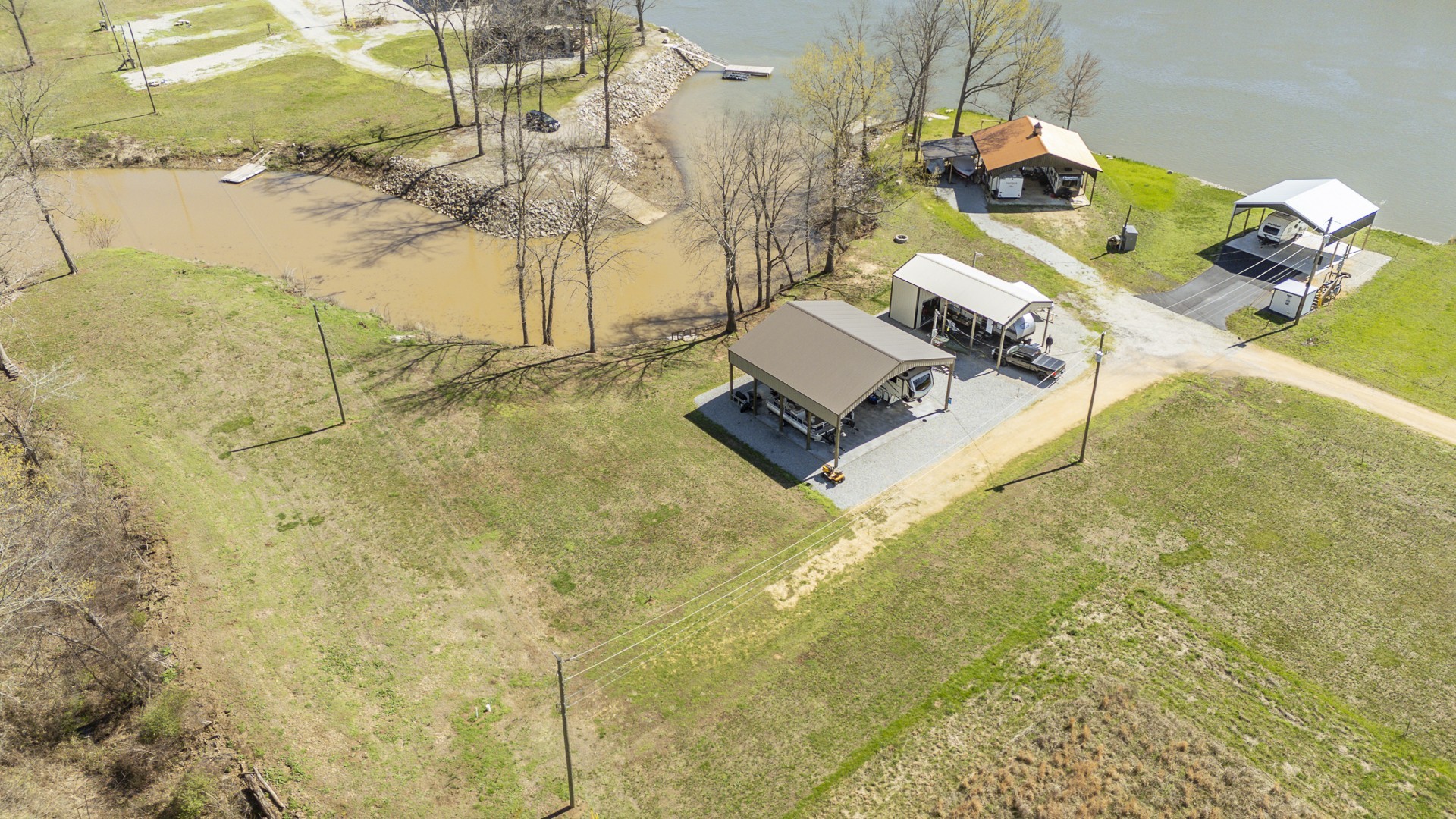 942 Lexi Ln Property Photo 31