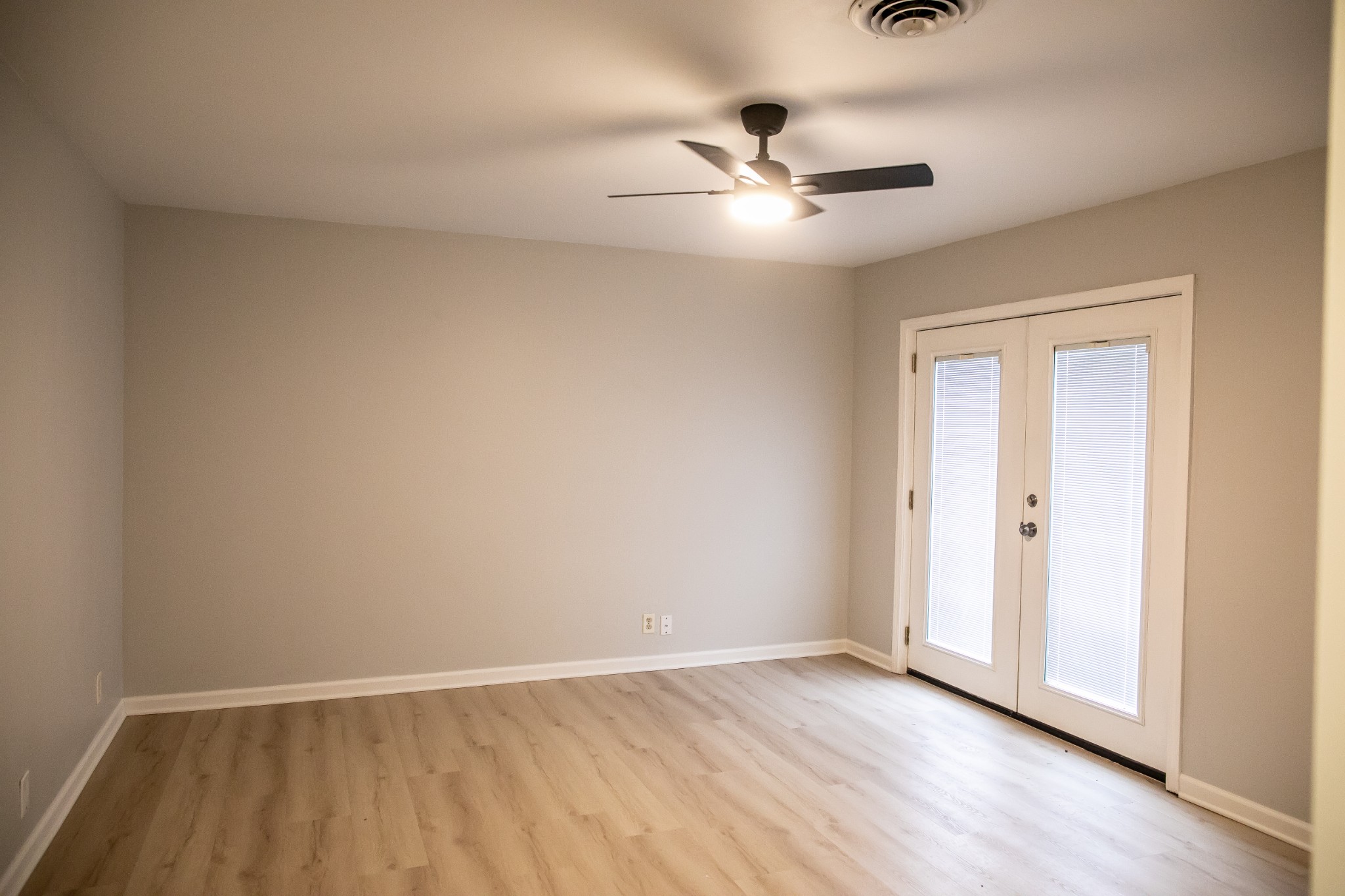 317 Plantation Ct Property Photo 25