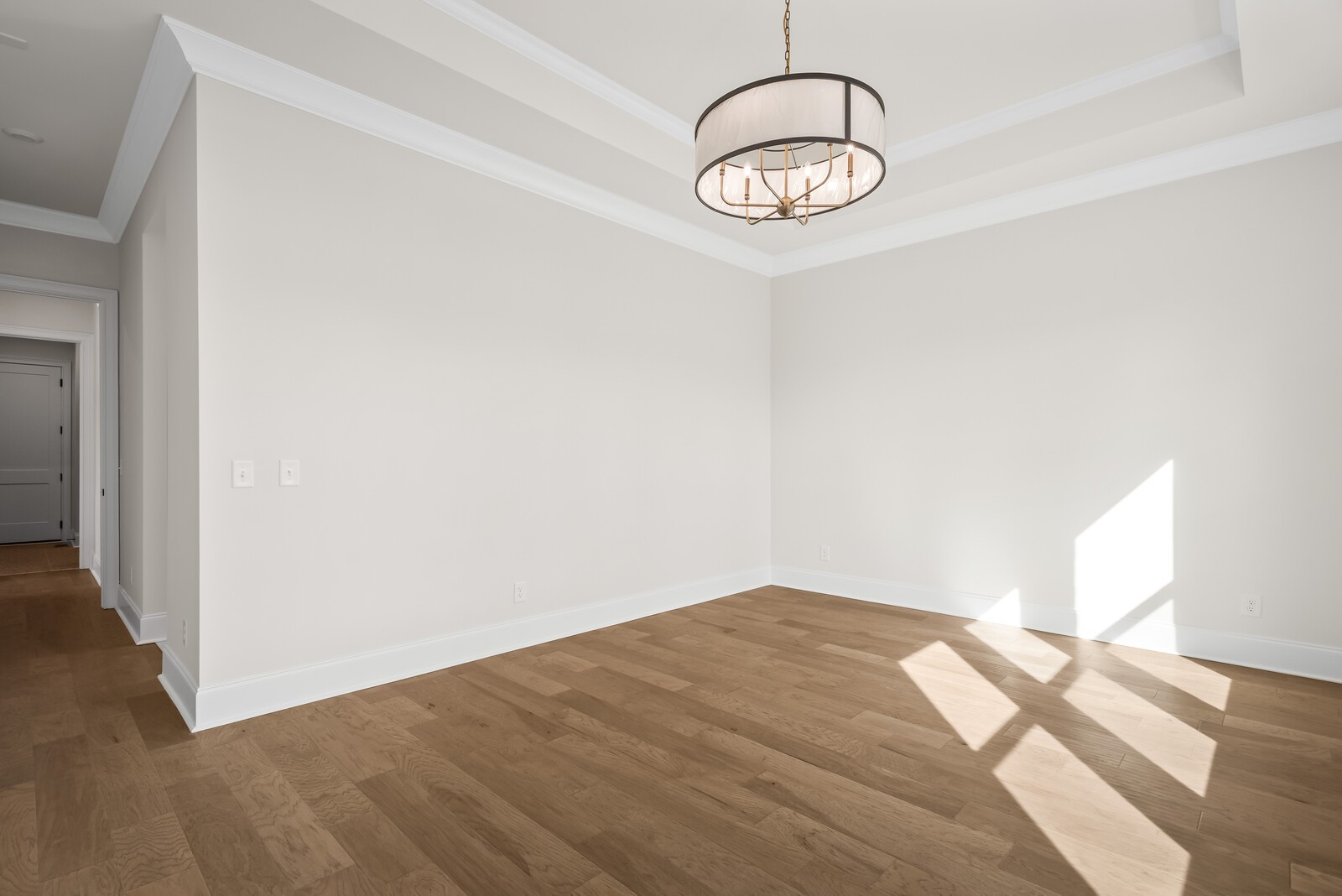 7300 Woodwick Dr Property Photo 28