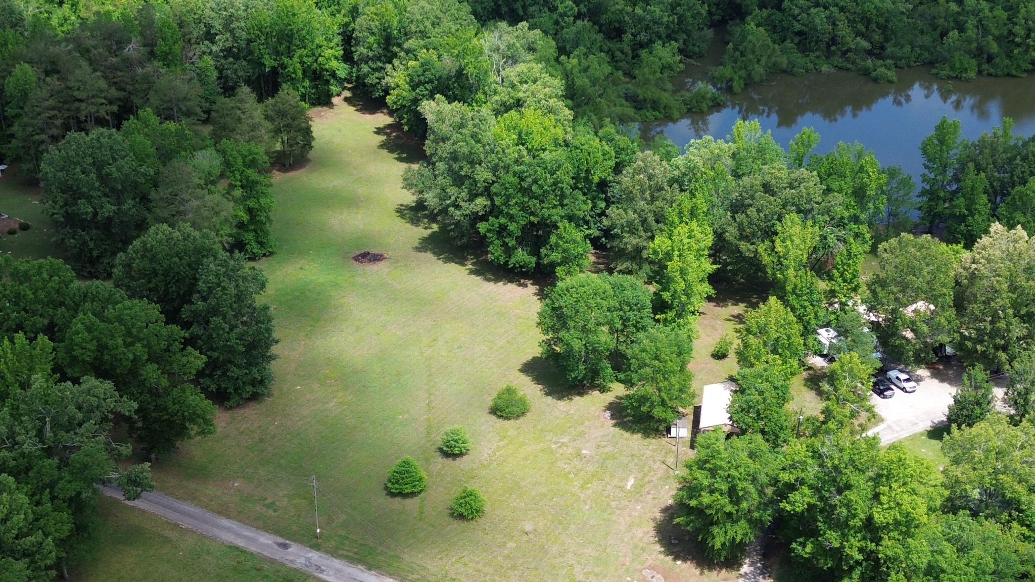 17 Clearwater Cr Property Photo 3