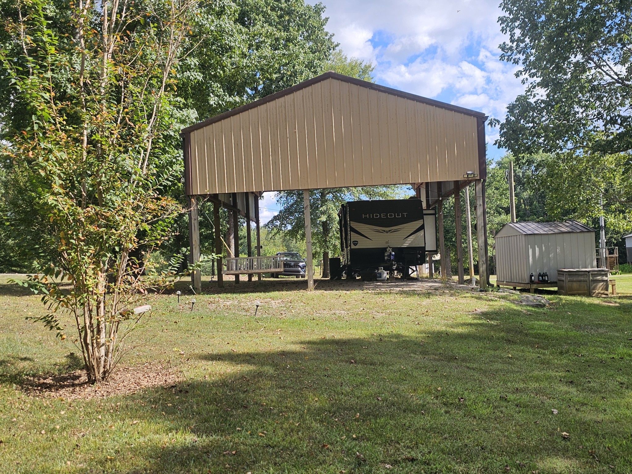 17 Clearwater Cr Property Photo 5