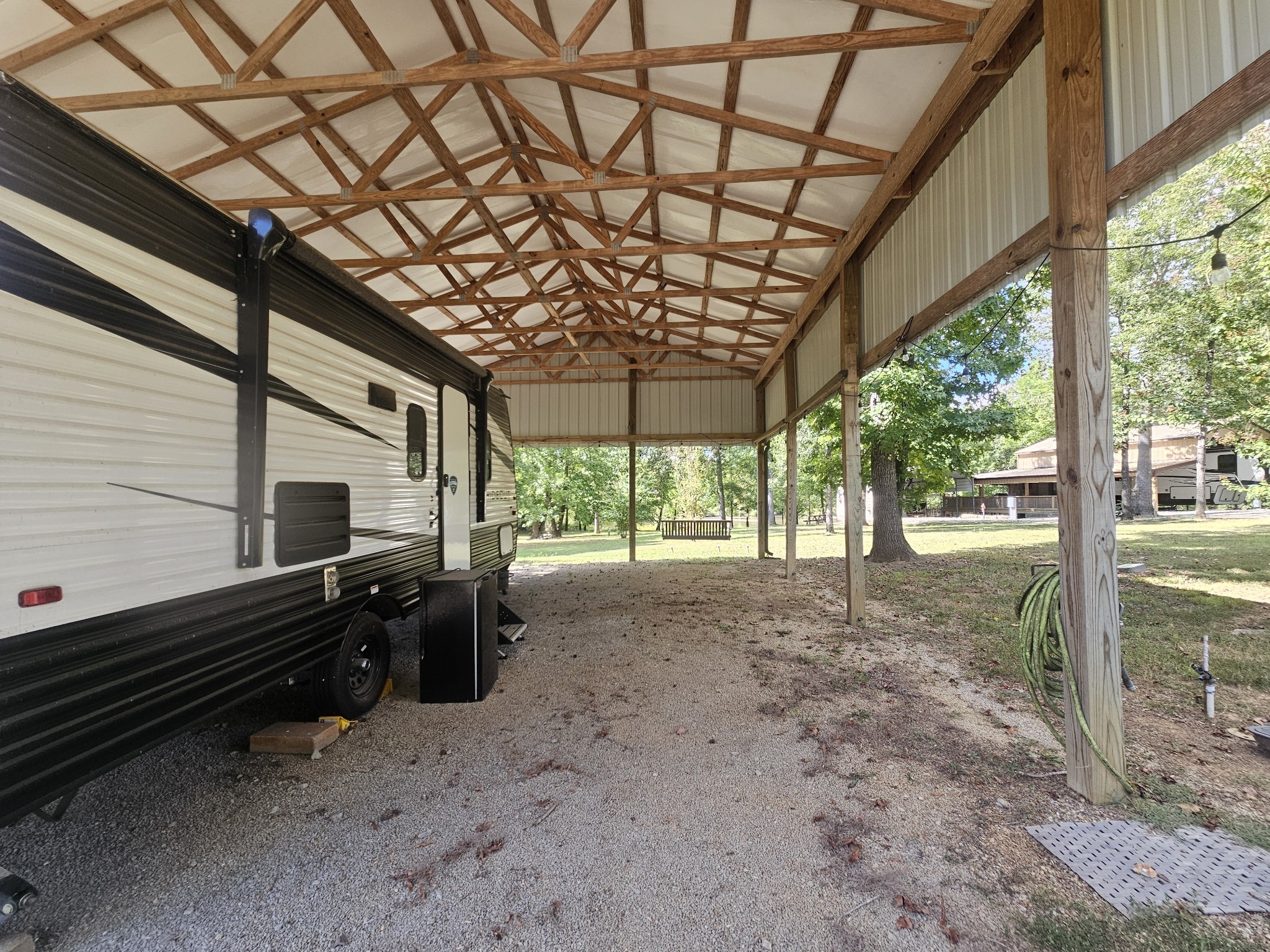 17 Clearwater Cr Property Photo 7