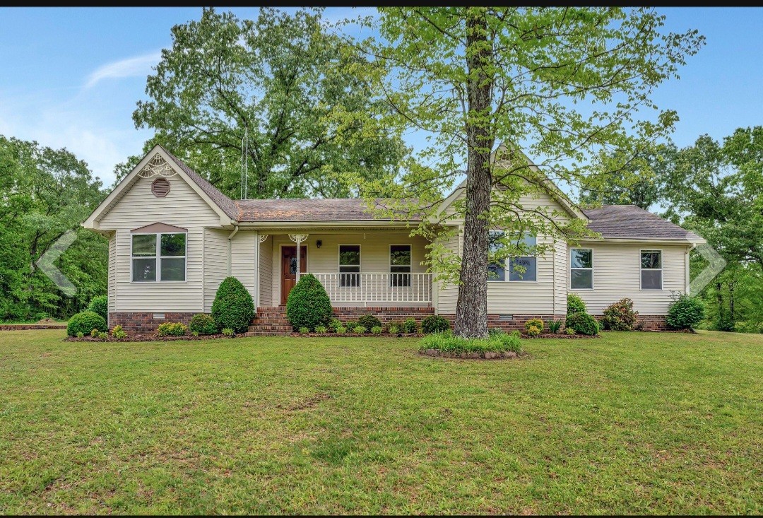 735 Railroad Bed Pike Property Photo 1