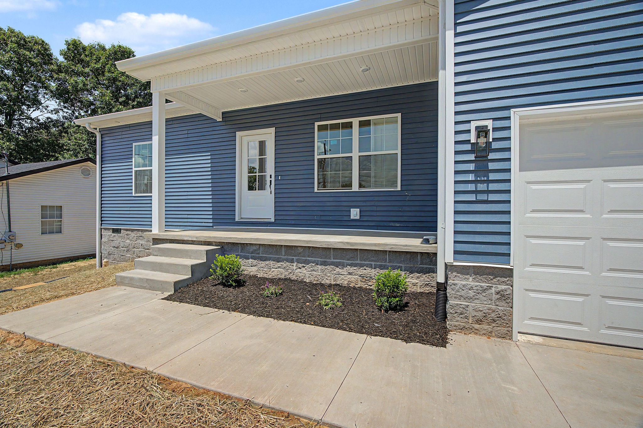 318 Pine Hill Dr Property Photo 4