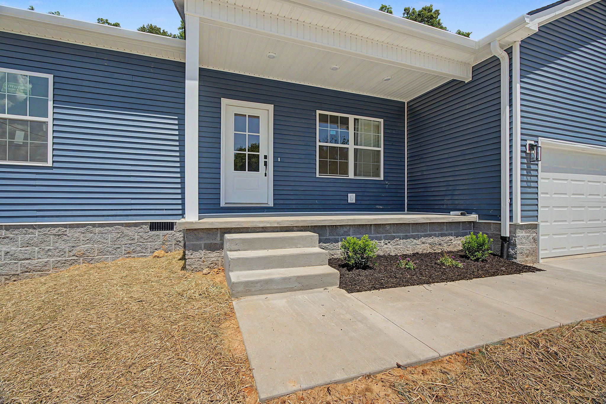 318 Pine Hill Dr Property Photo 6