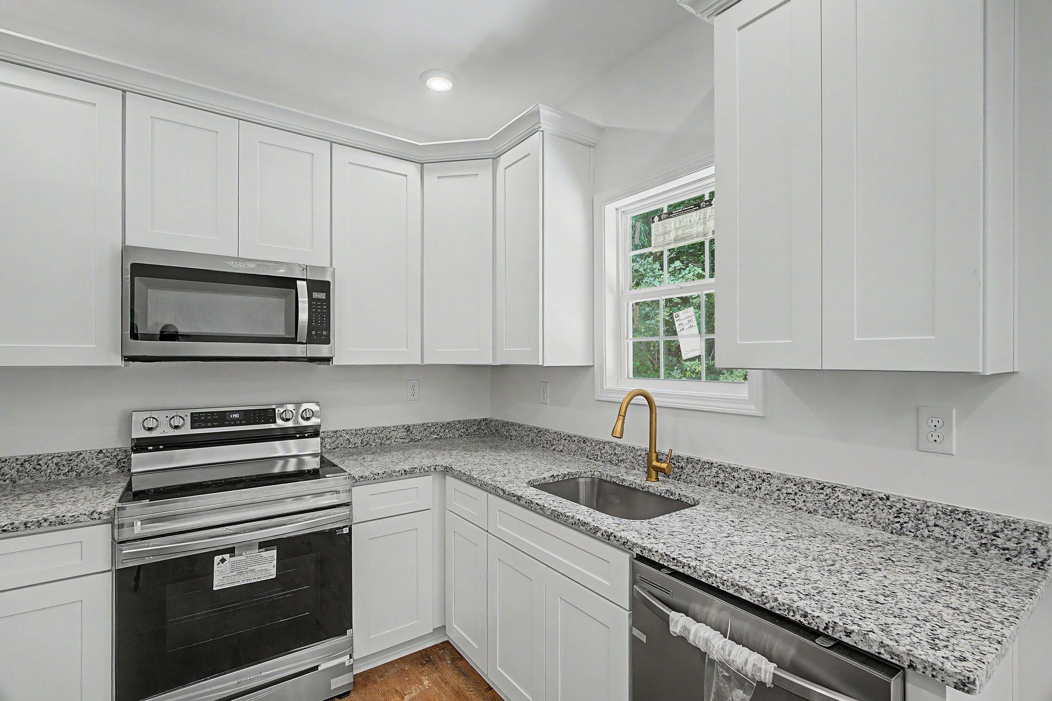 318 Pine Hill Dr Property Photo 15