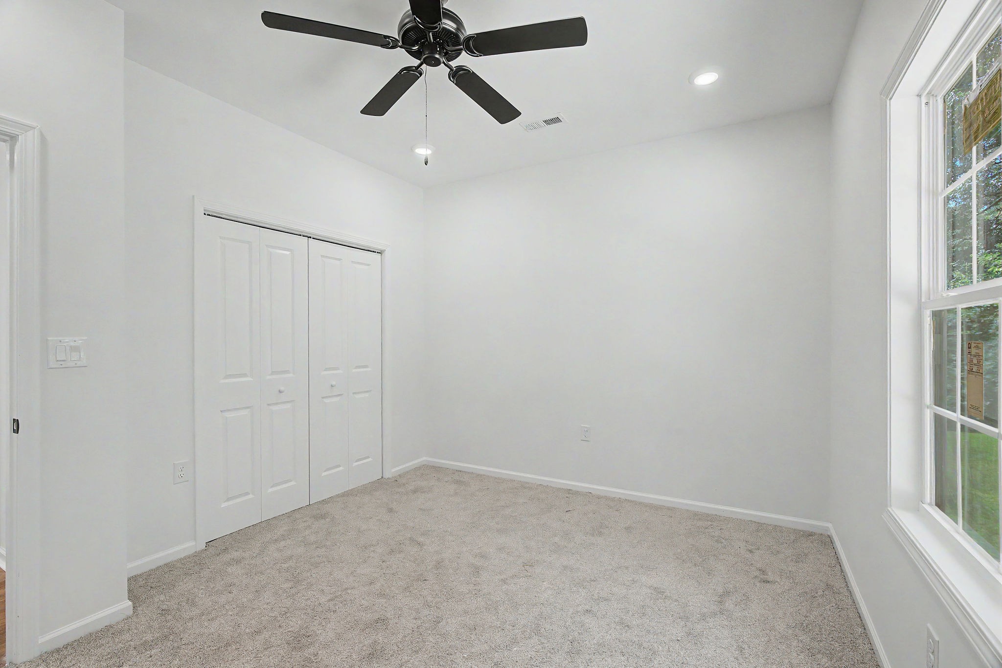 318 Pine Hill Dr Property Photo 23