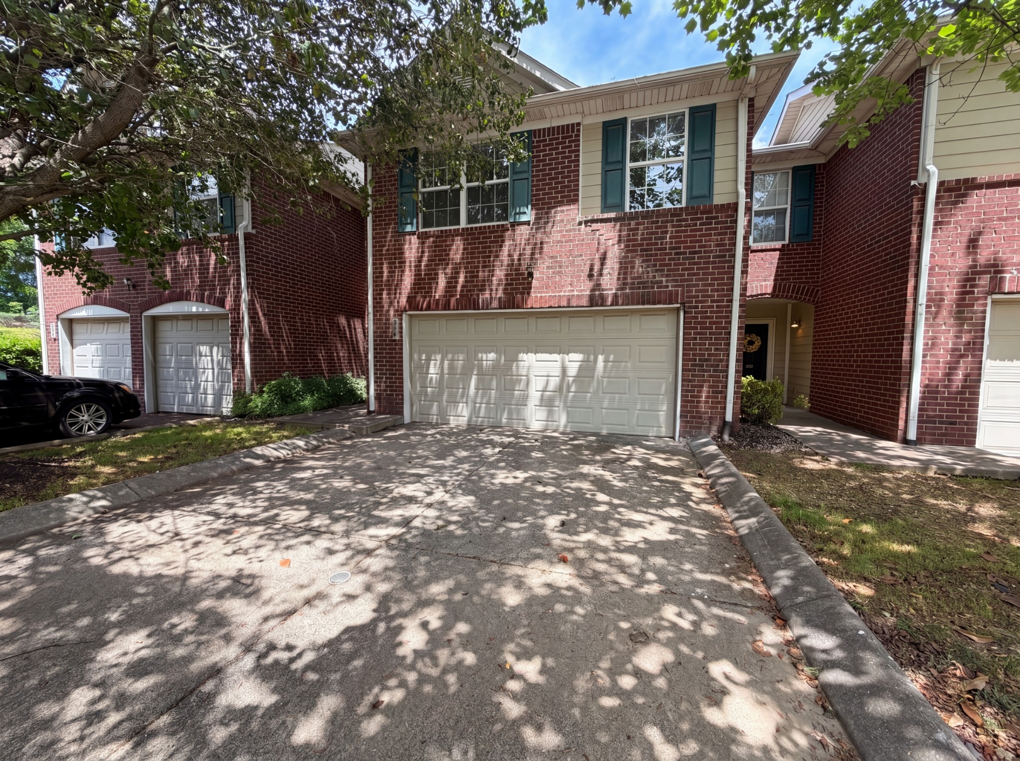 403 Heath Pl Property Photo 1