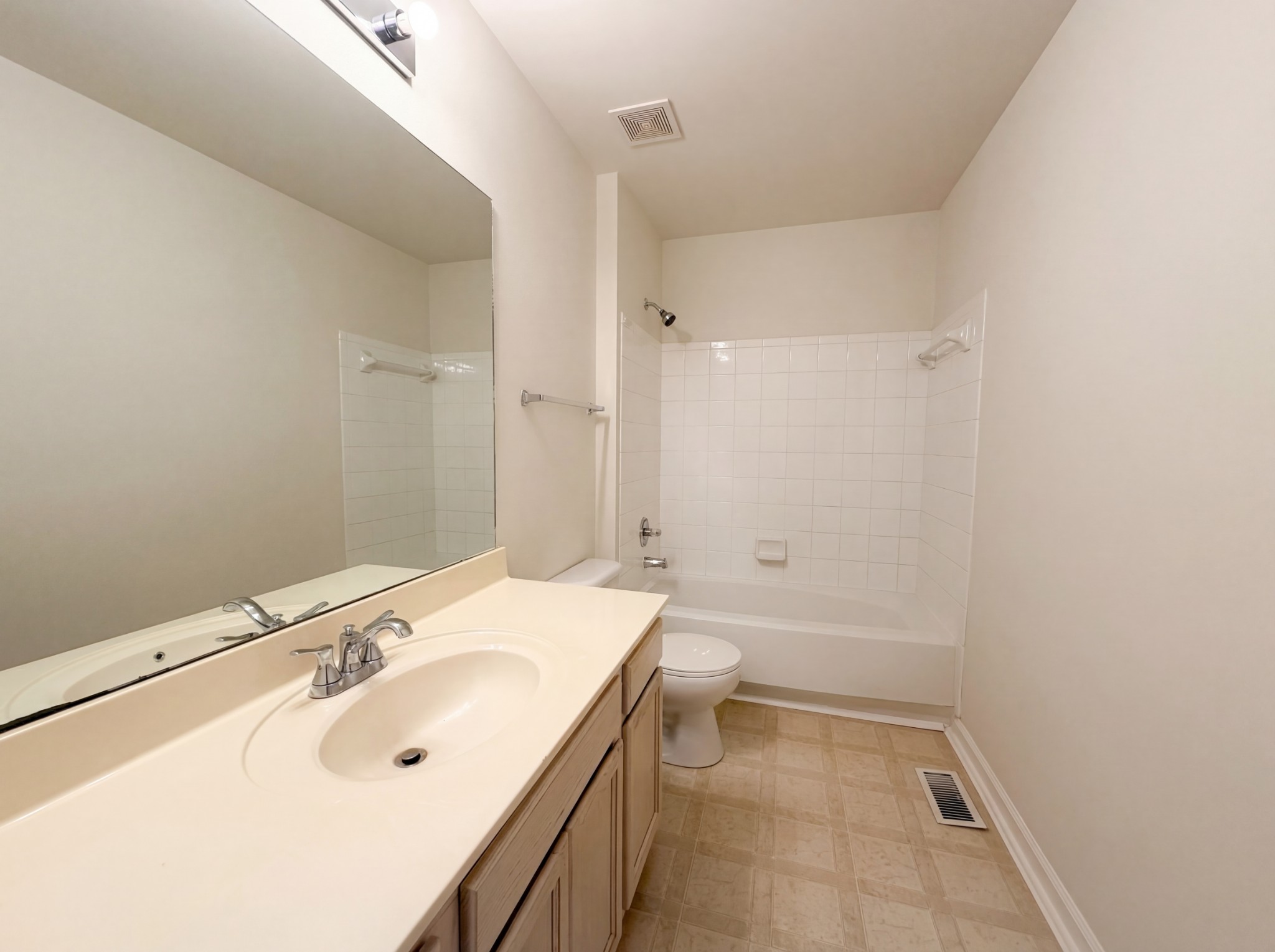 403 Heath Pl Property Photo 17