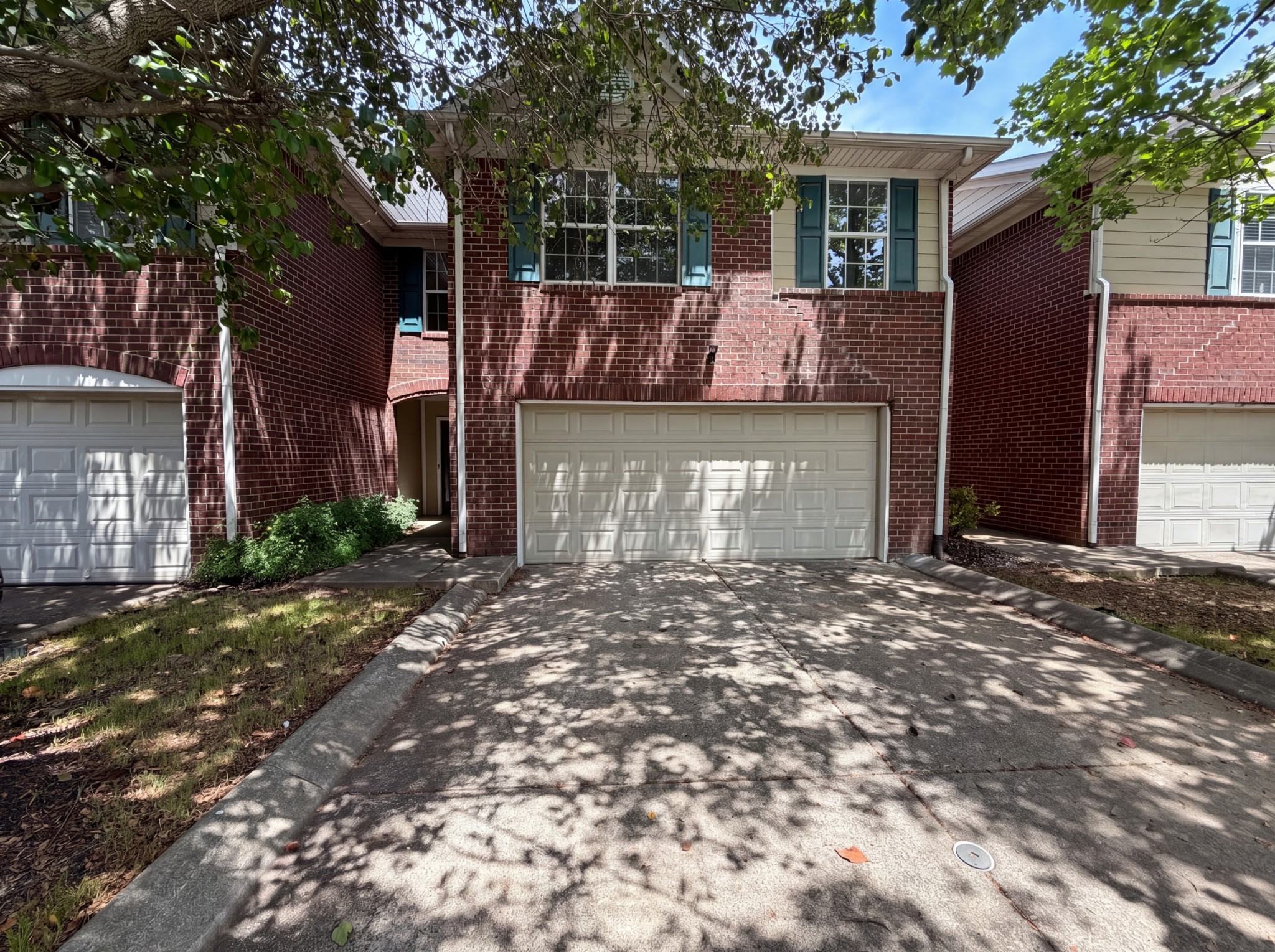 403 Heath Pl Property Photo 28
