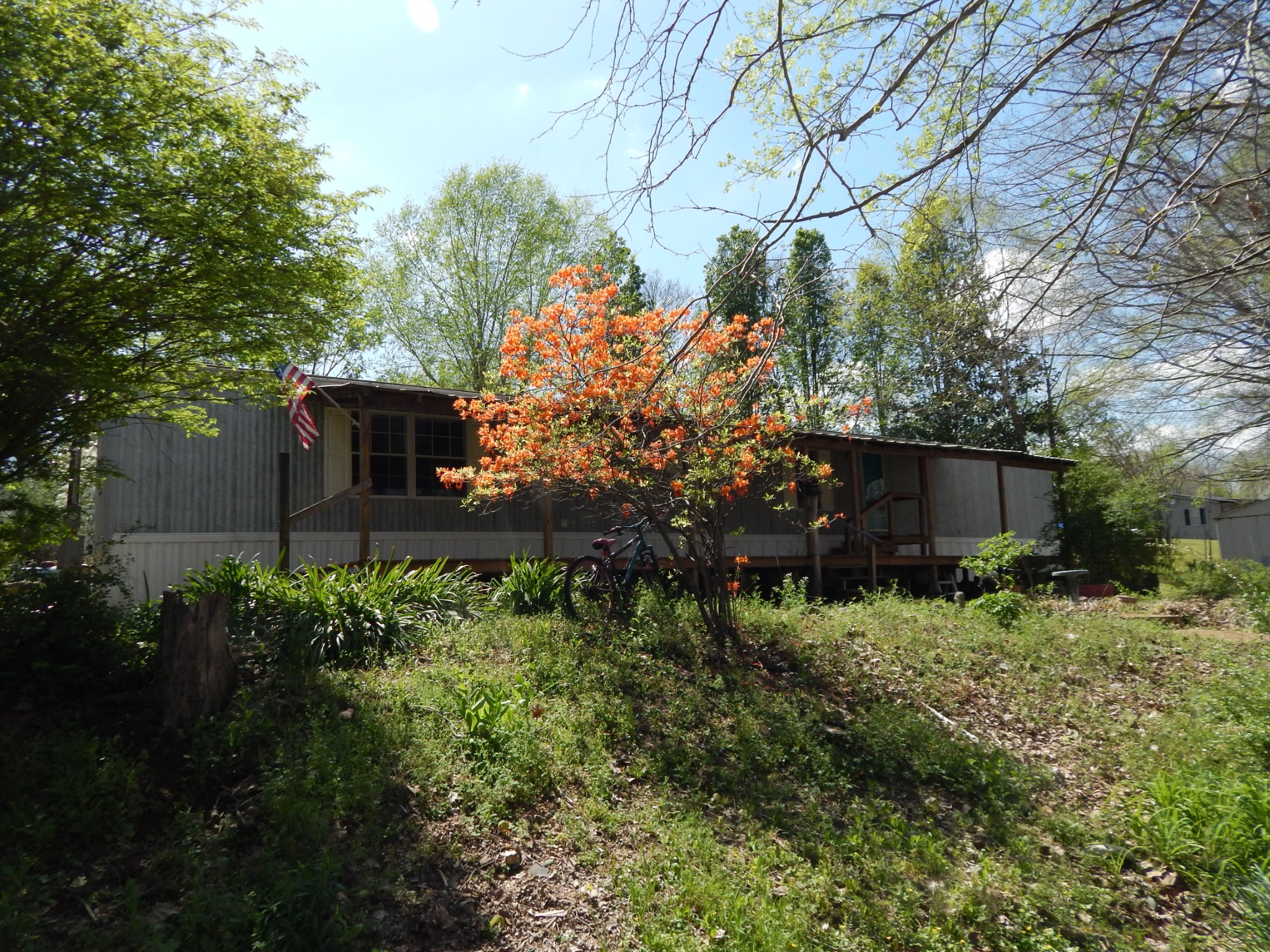 999 Kilburn Hollow Rd Property Photo 1