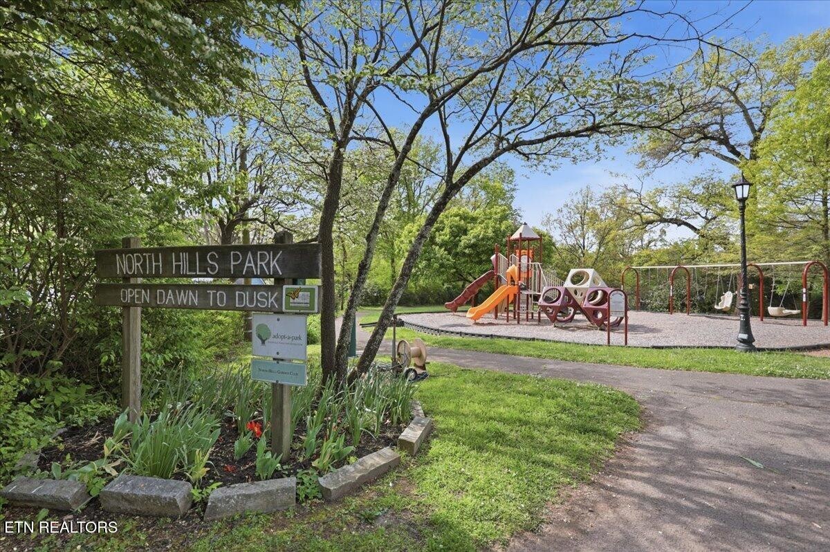 2445 Kennington Rd Property Photo 6