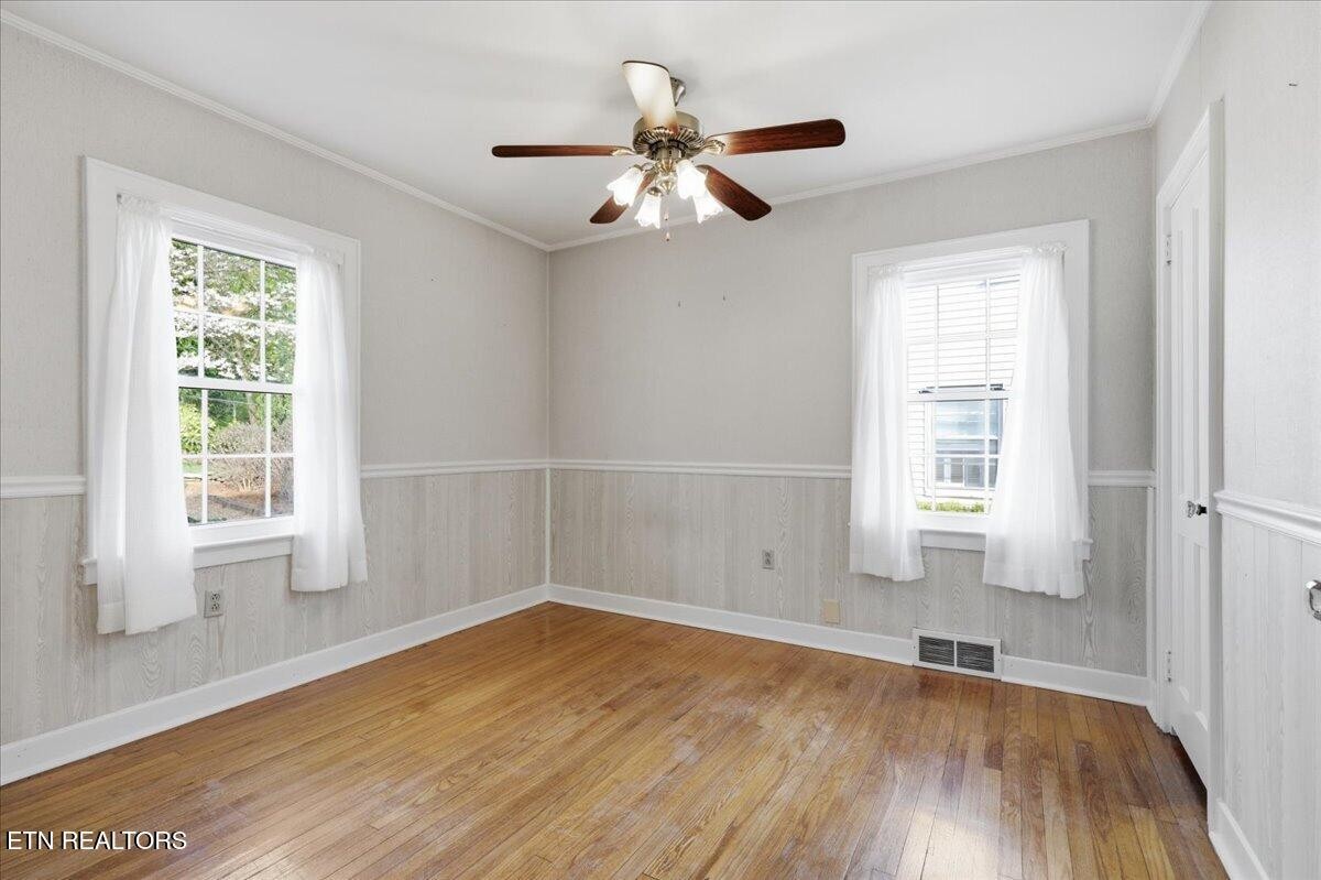 2445 Kennington Rd Property Photo 19