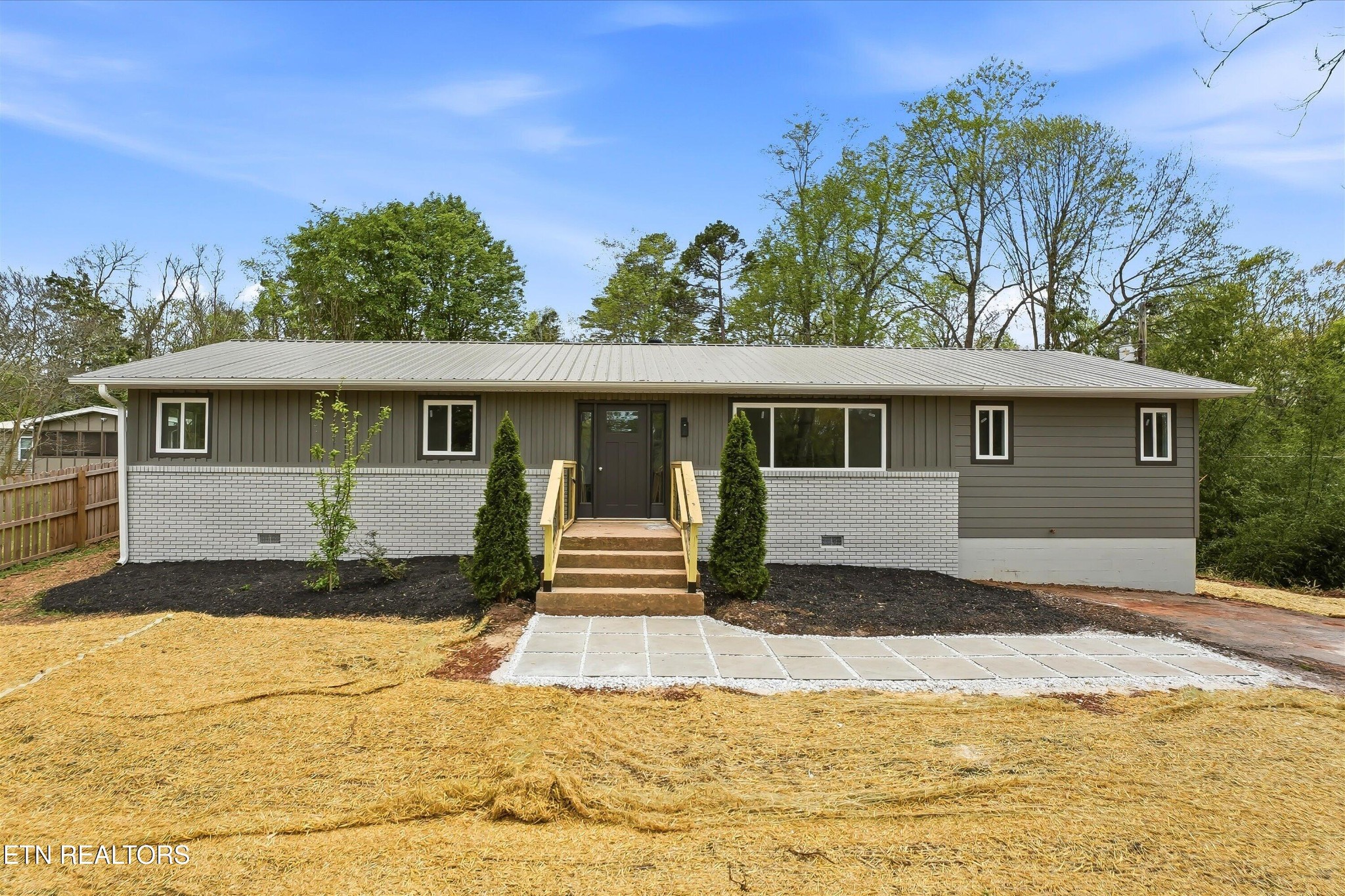 1717 Polkwright Lane Property Photo 1