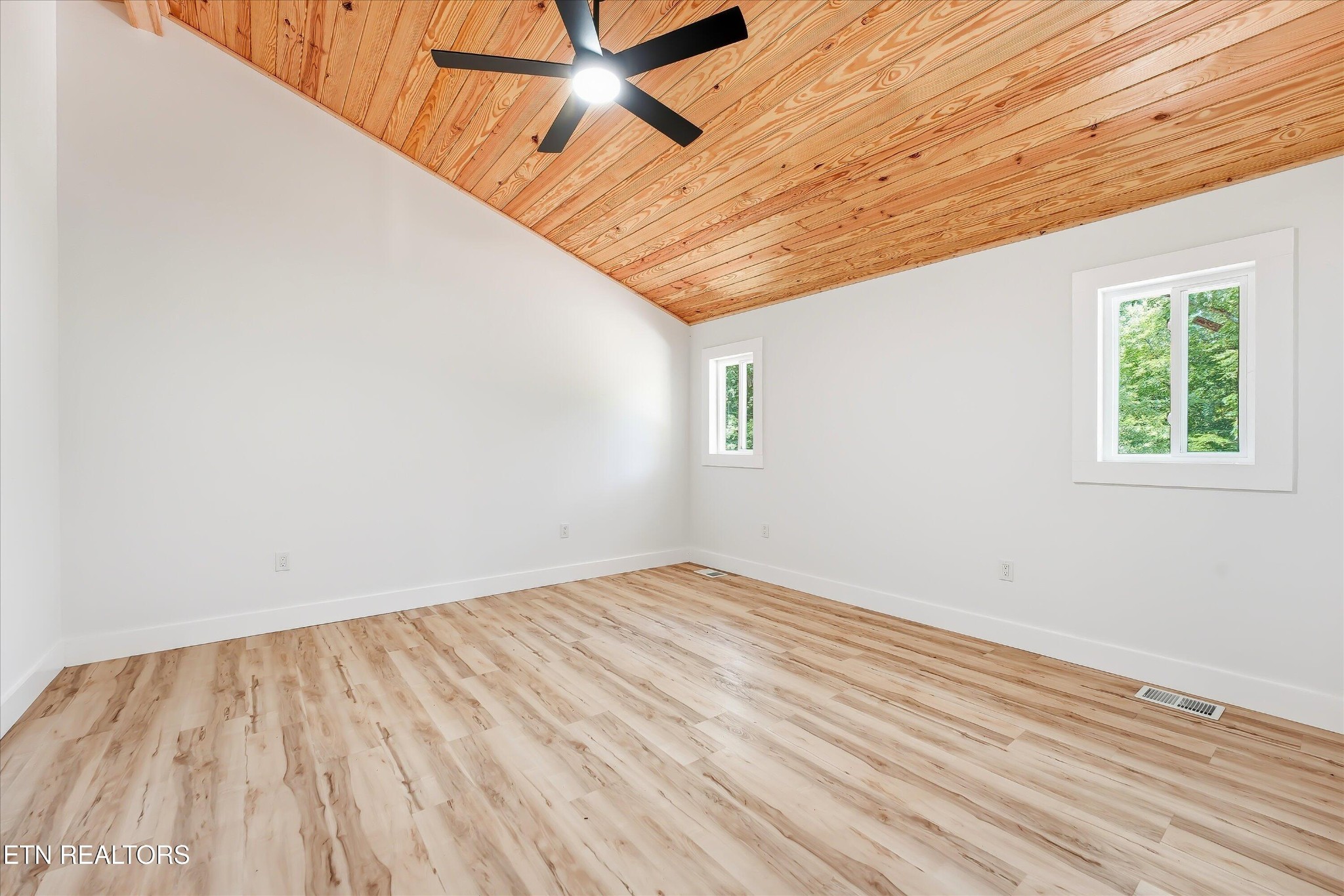 1717 Polkwright Lane Property Photo 14