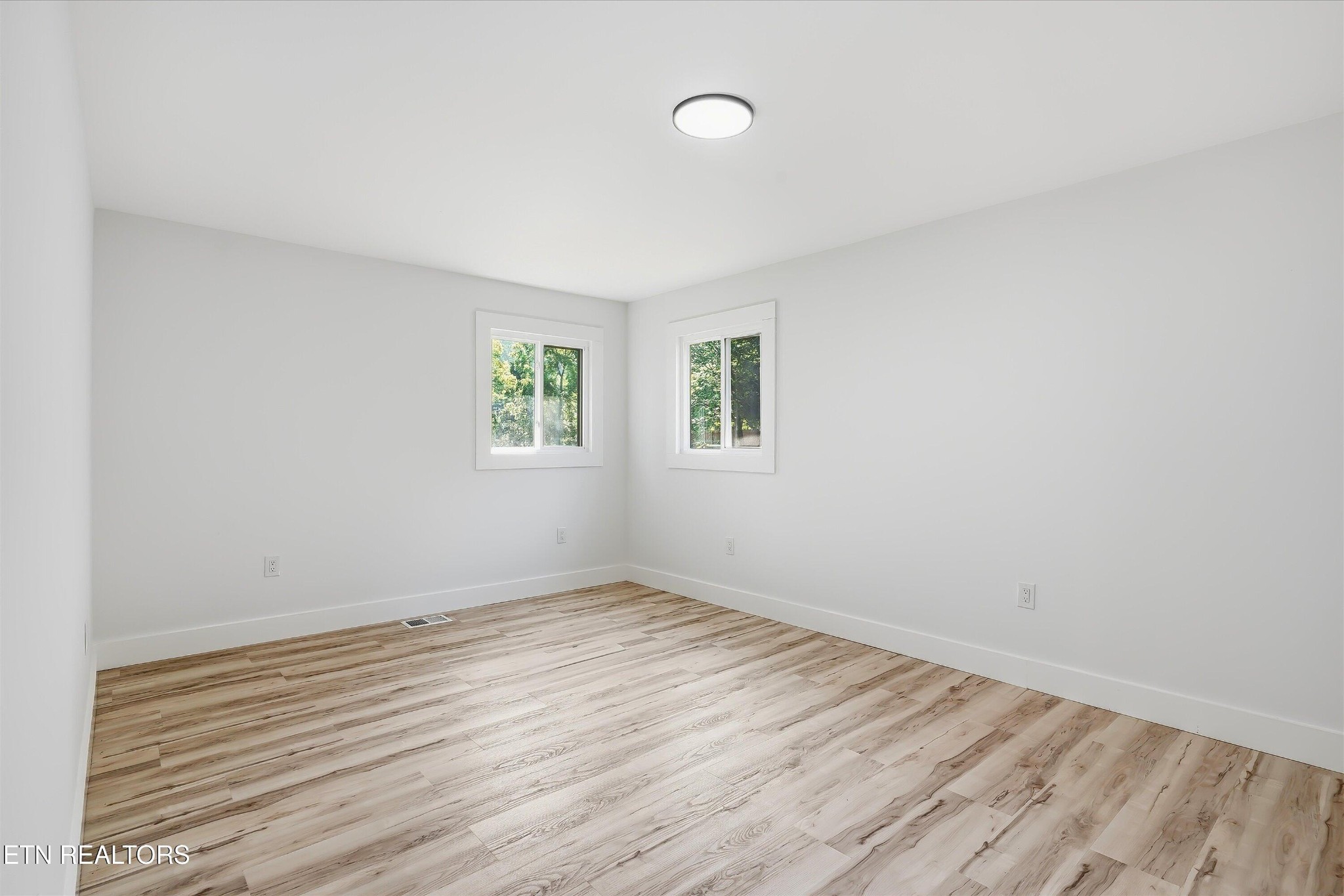 1717 Polkwright Lane Property Photo 24