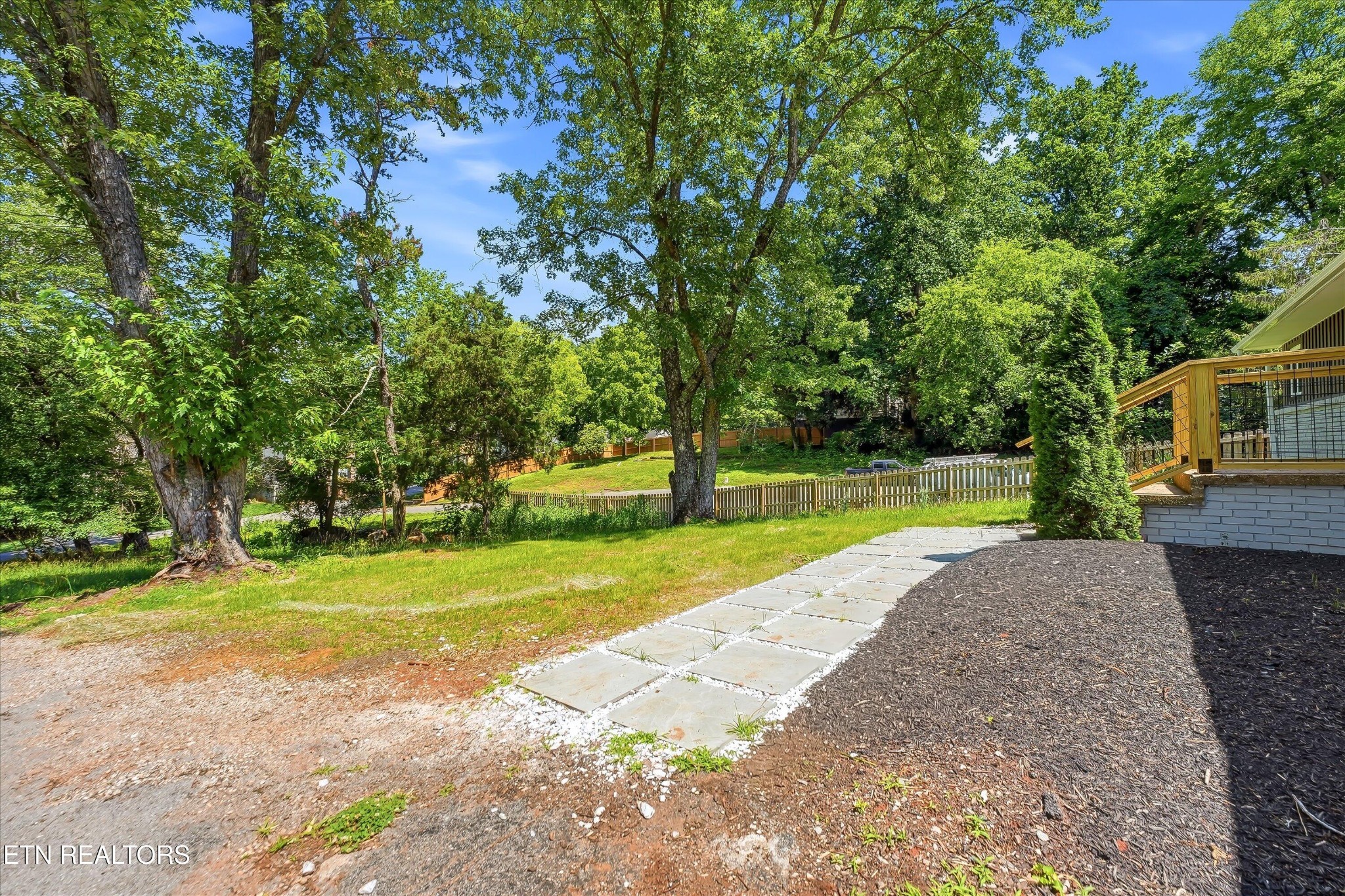 1717 Polkwright Lane Property Photo 30
