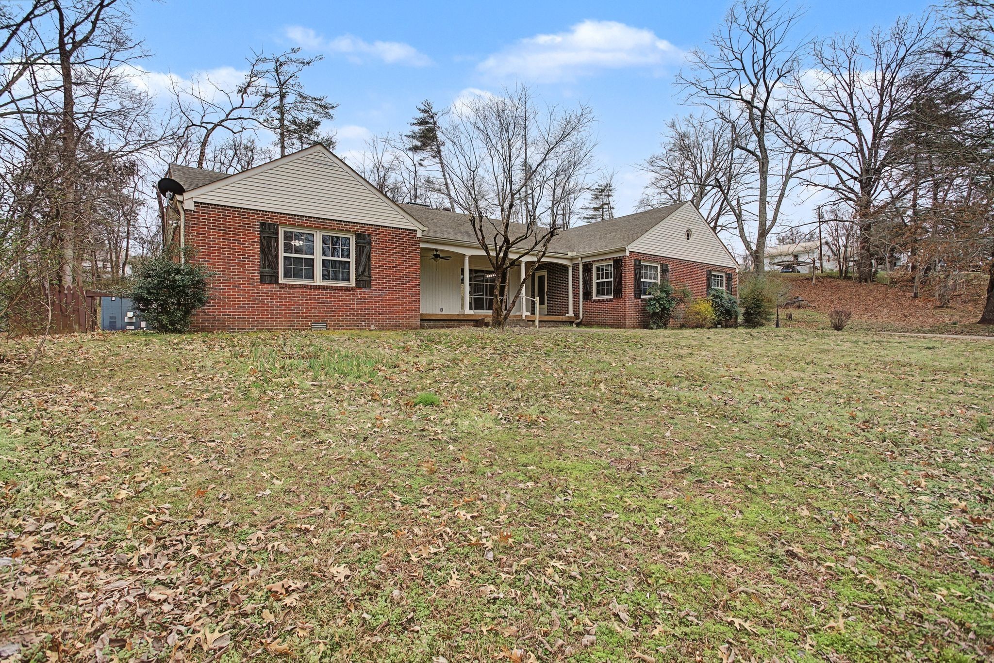 107 Cherry St Property Photo 1