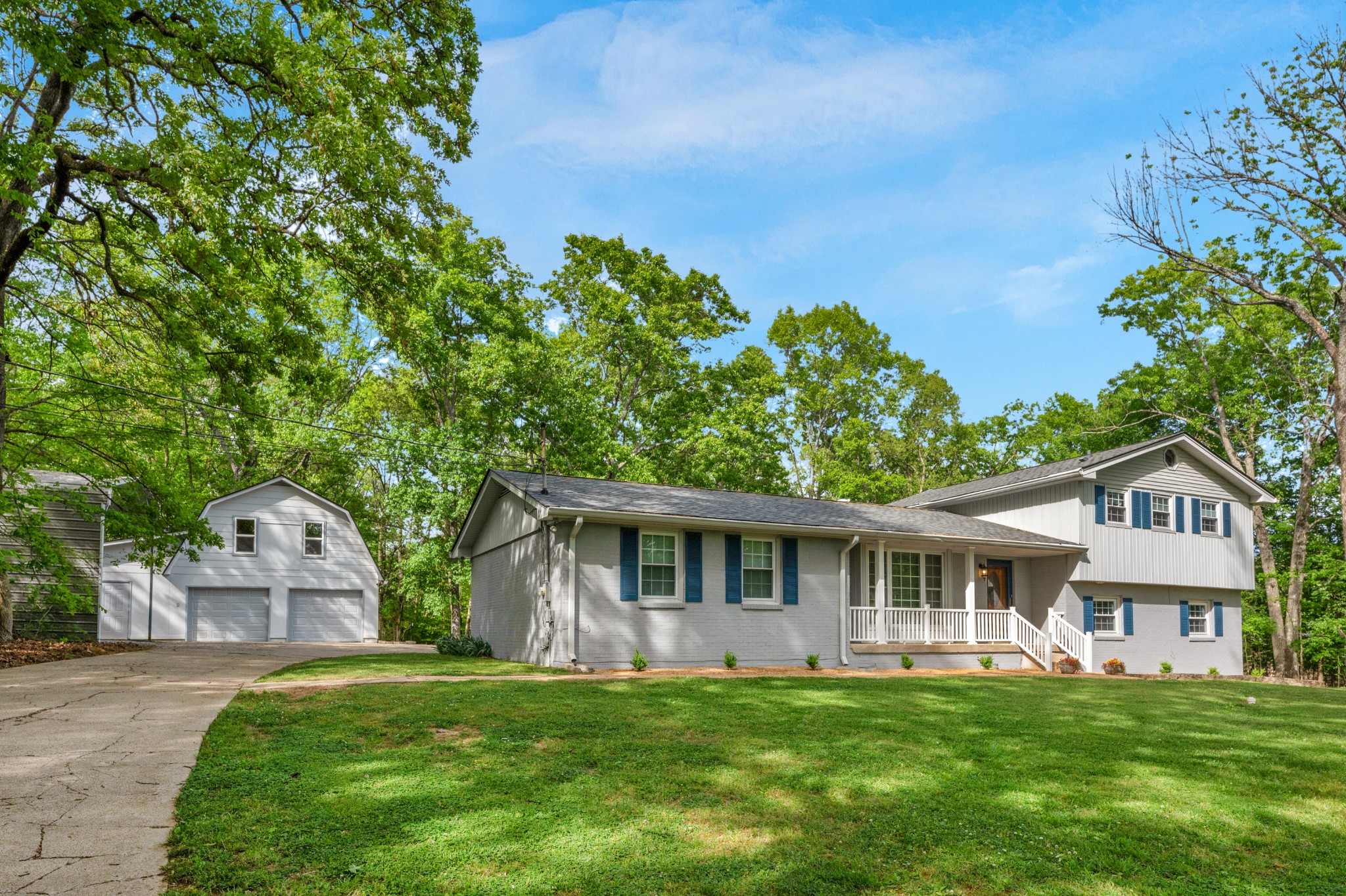 141 Bluegrass Pkwy Property Photo 1