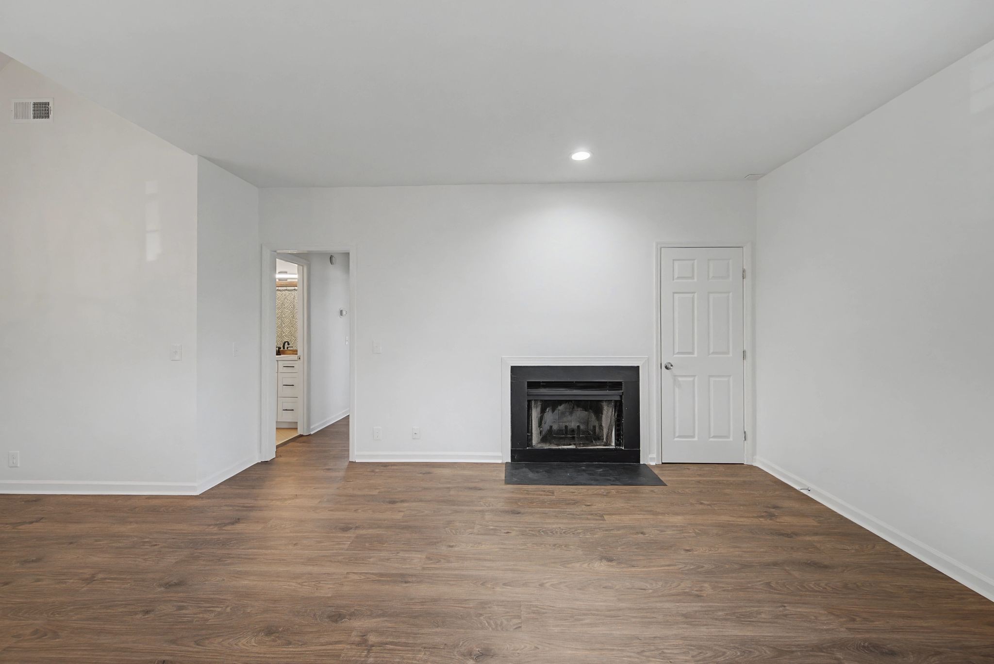2135 Acklen Ave Property Photo 10