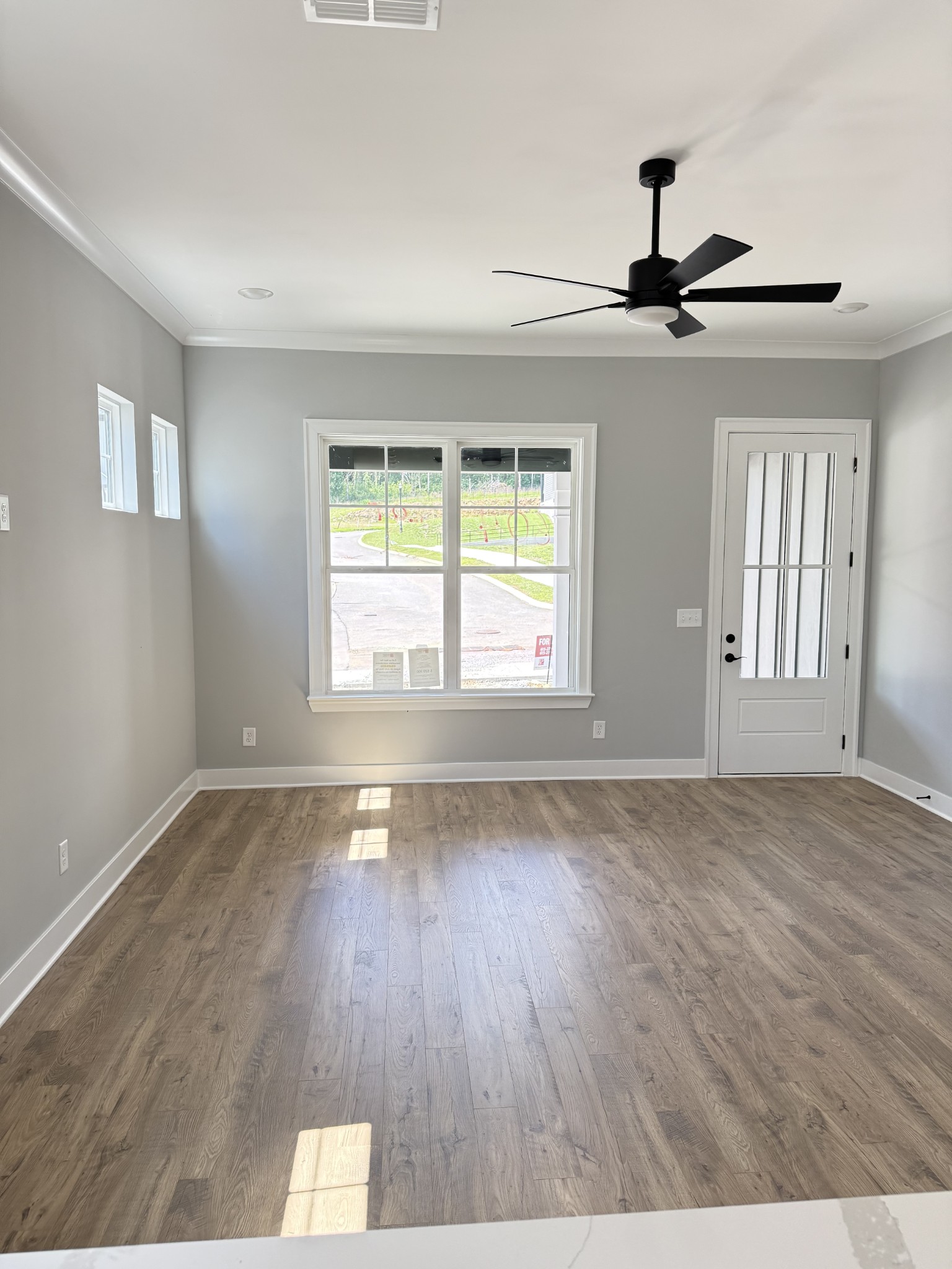 604 Gustaf Dr Property Photo 2