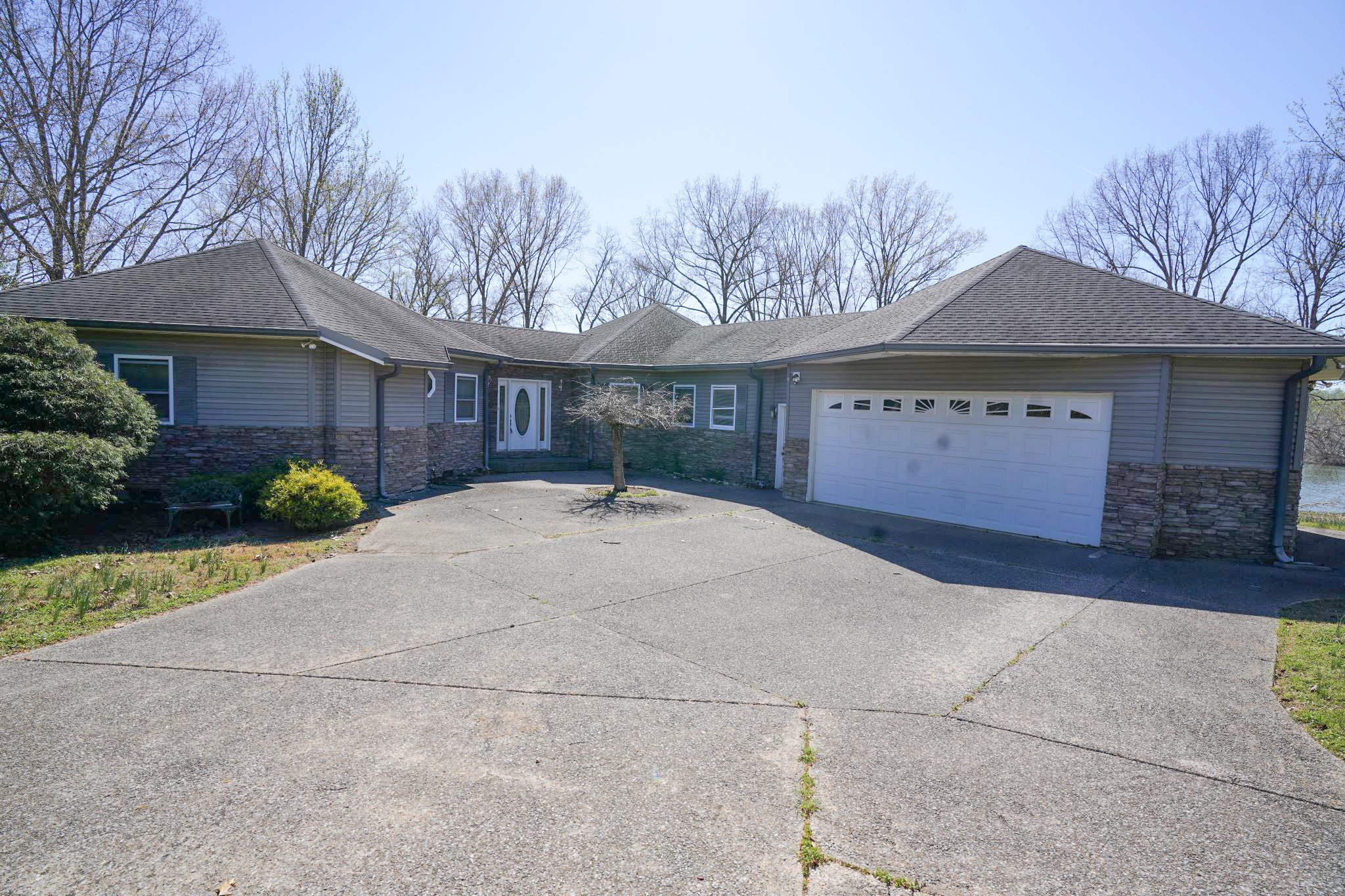 165 Cedar Point Rd Property Photo 1