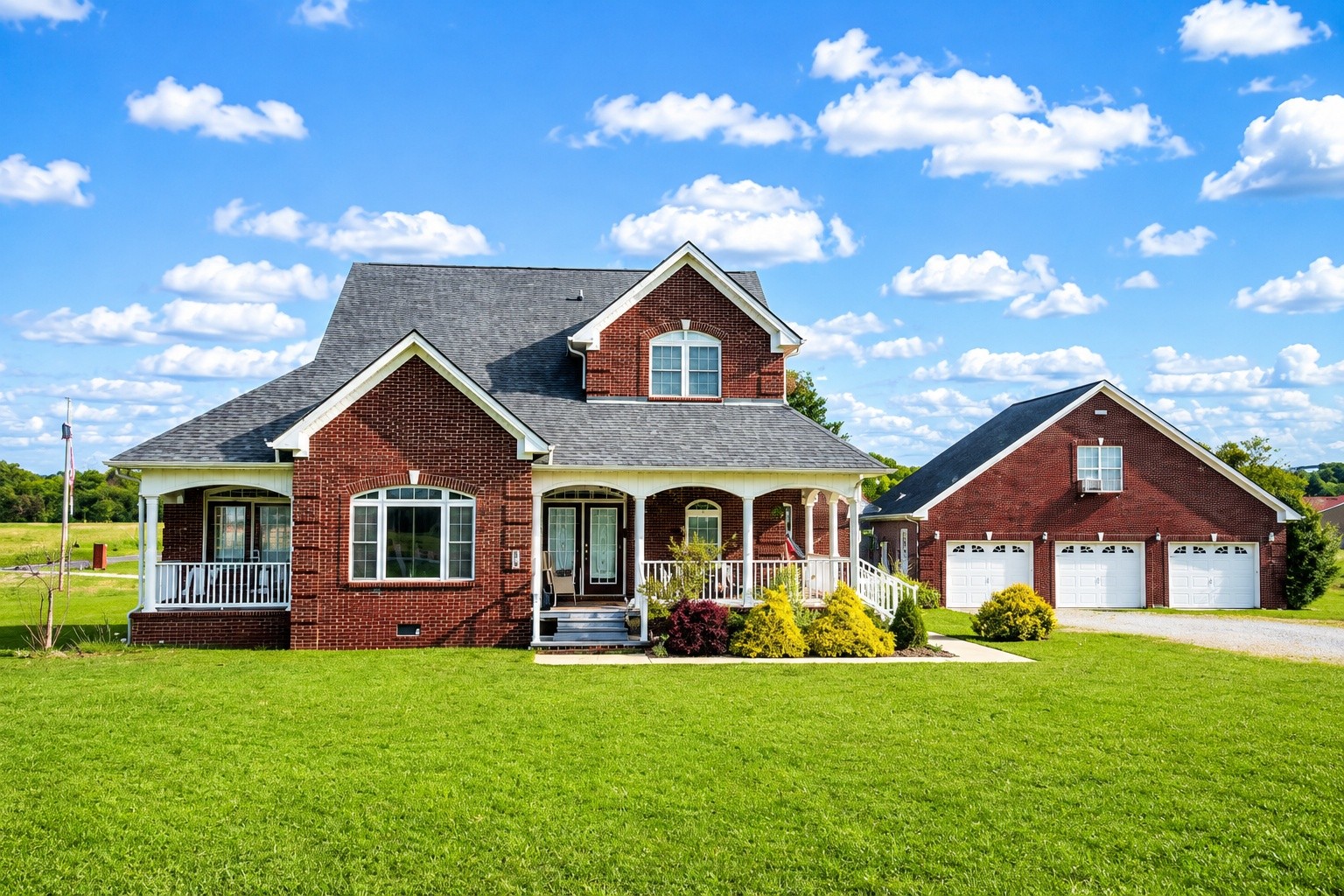 23 Skidmore Ln