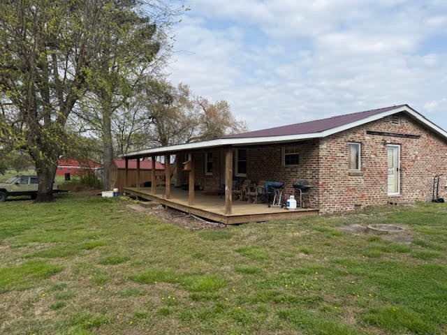 166 Indiana Ave Property Photo 2