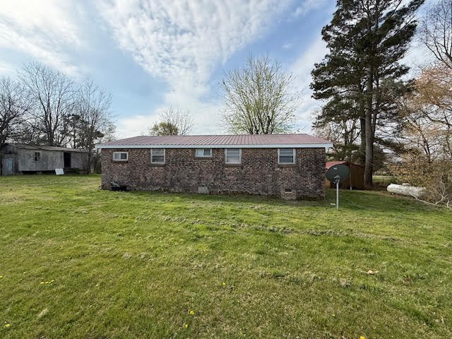 166 Indiana Ave Property Photo 4