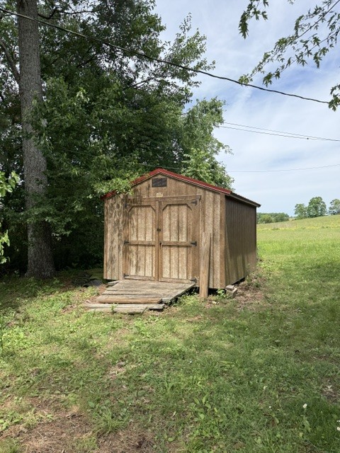 166 Indiana Ave Property Photo 18