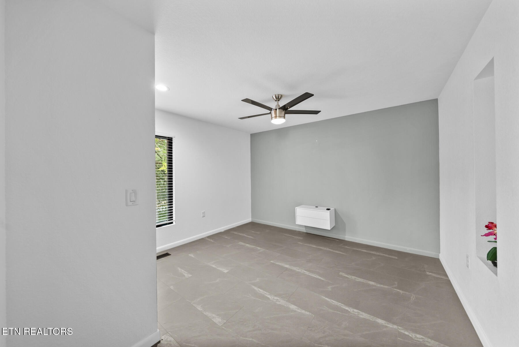 194 Forest View Drive Property Photo 33