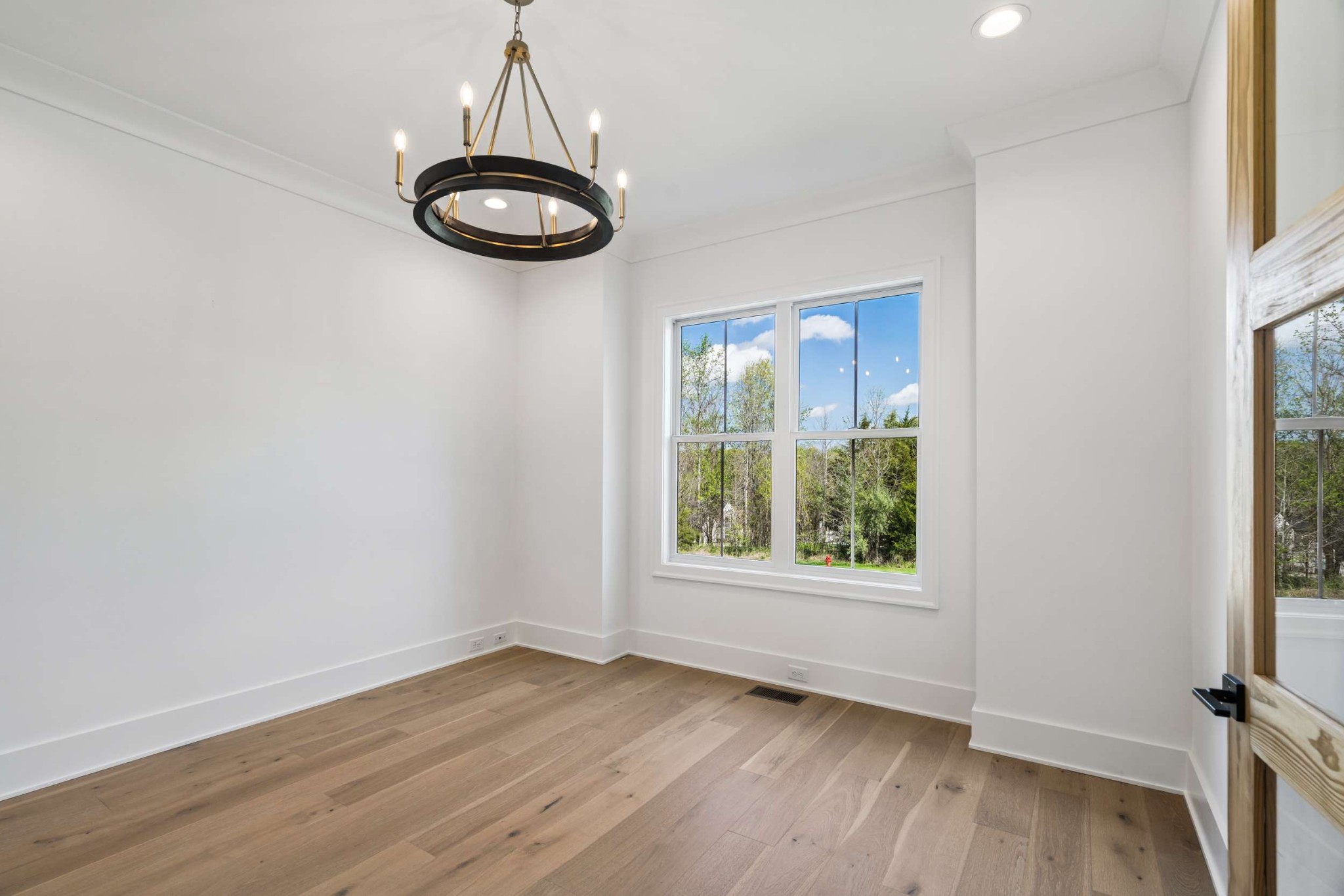 4672 Majestic Meadows Dr Property Photo 8