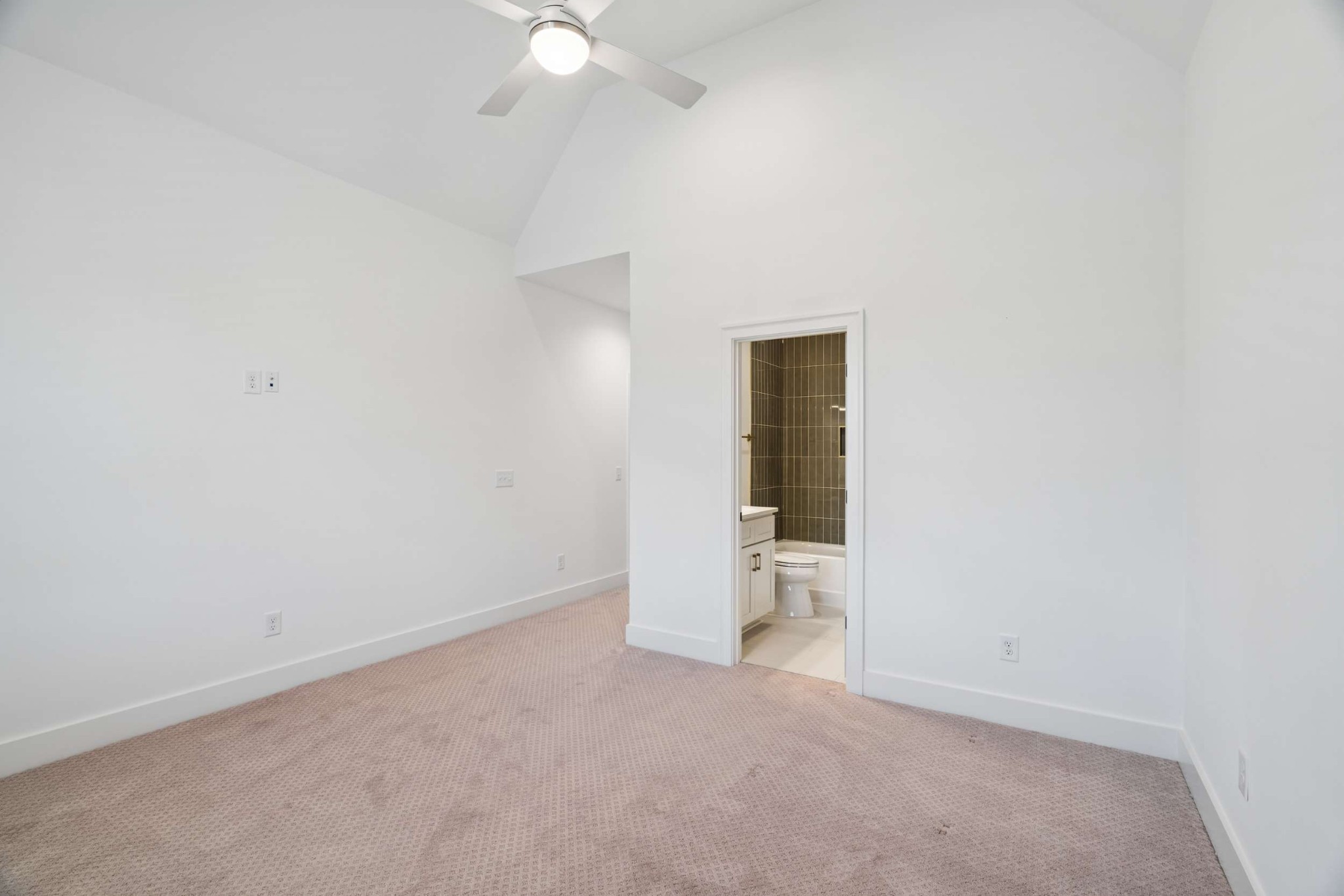 4672 Majestic Meadows Dr Property Photo 32