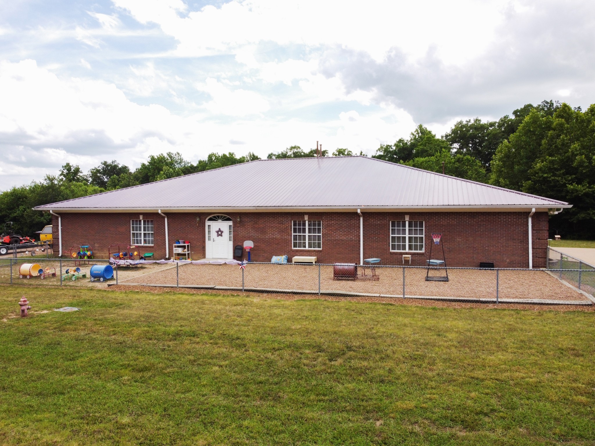 200 Bulldog Blvd Property Photo 10