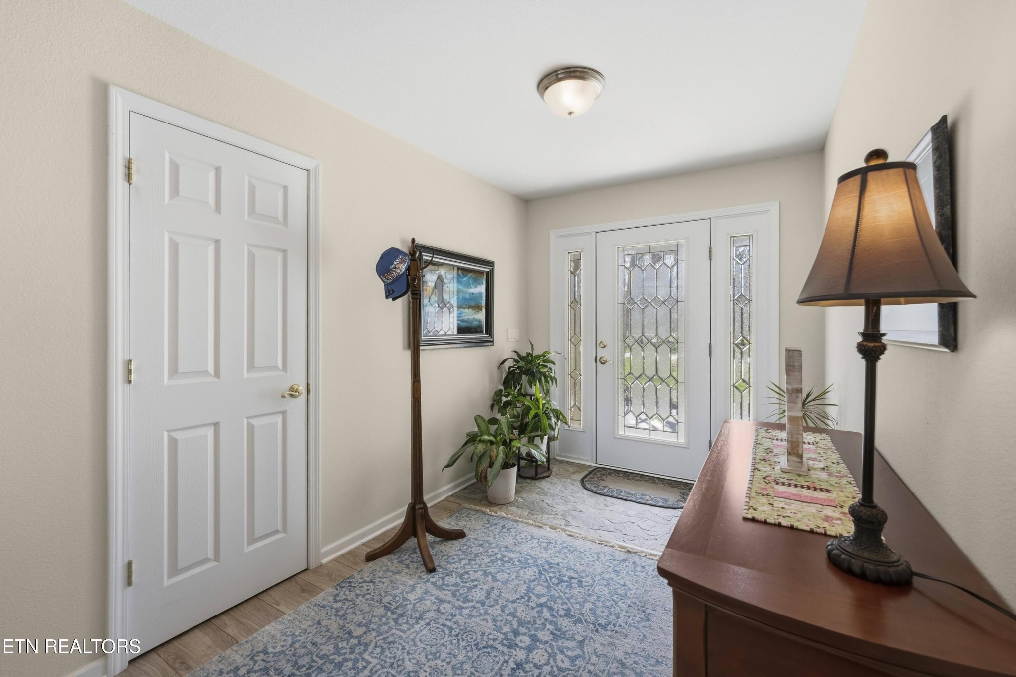 21 Lexham Court Property Photo 4