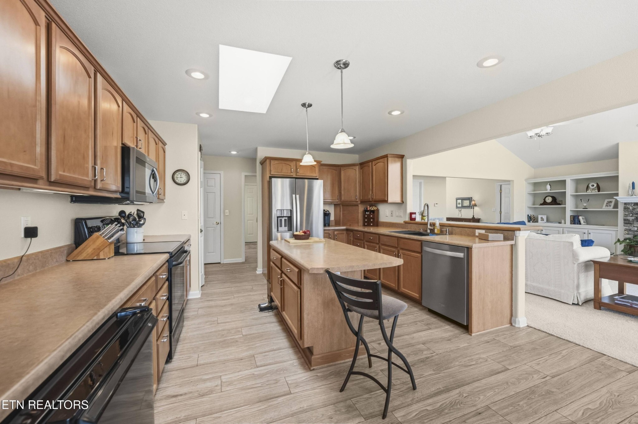 21 Lexham Court Property Photo 15