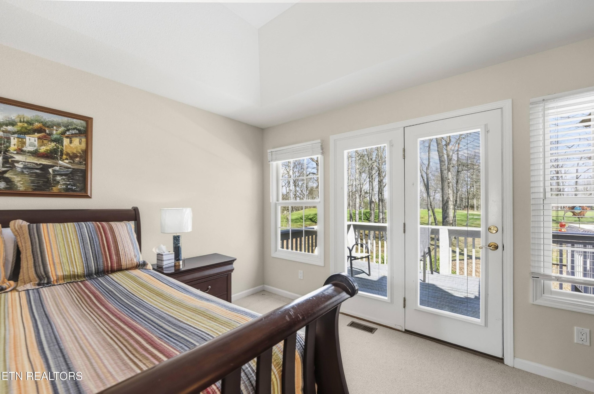 21 Lexham Court Property Photo 26