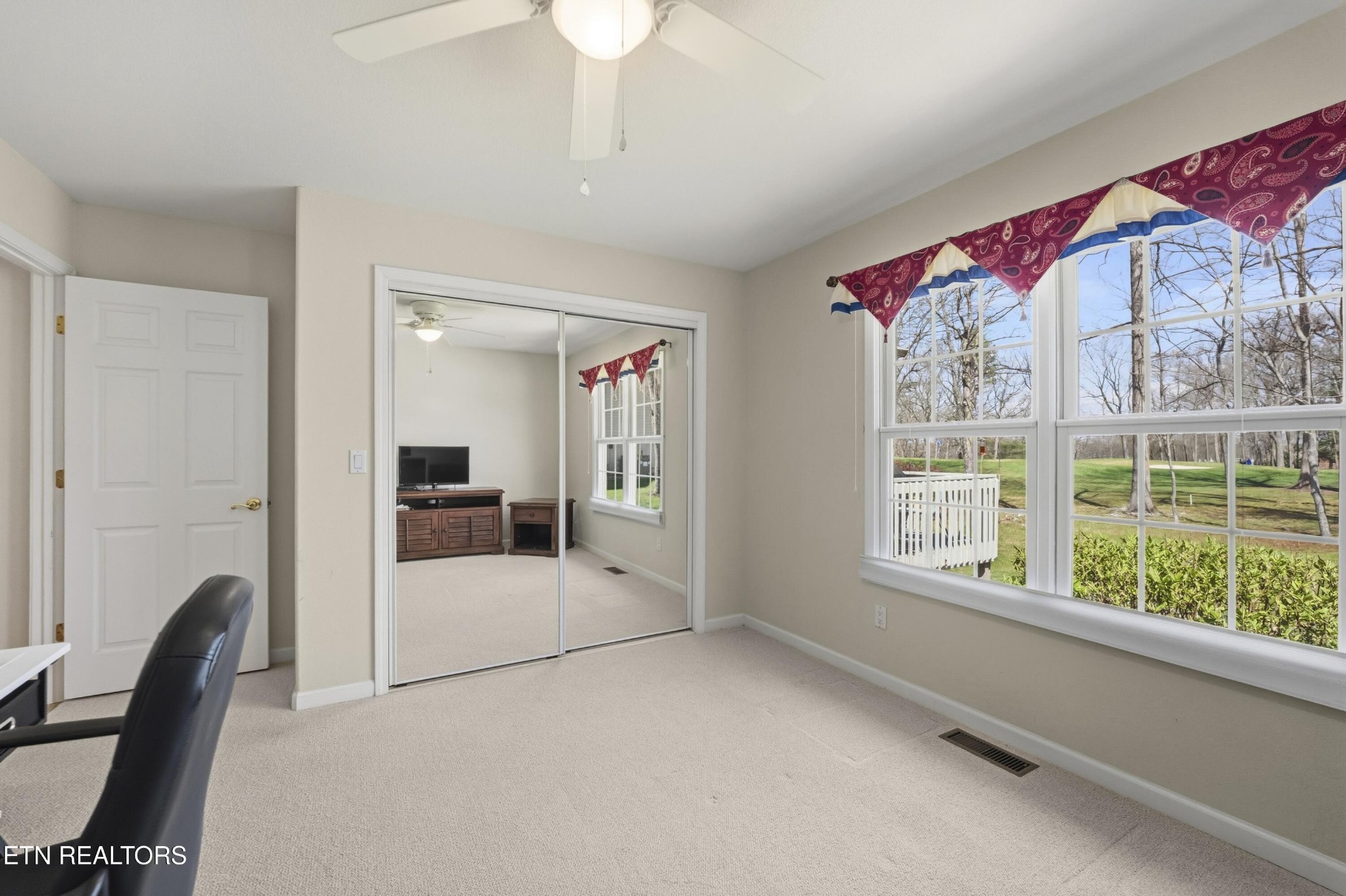 21 Lexham Court Property Photo 35