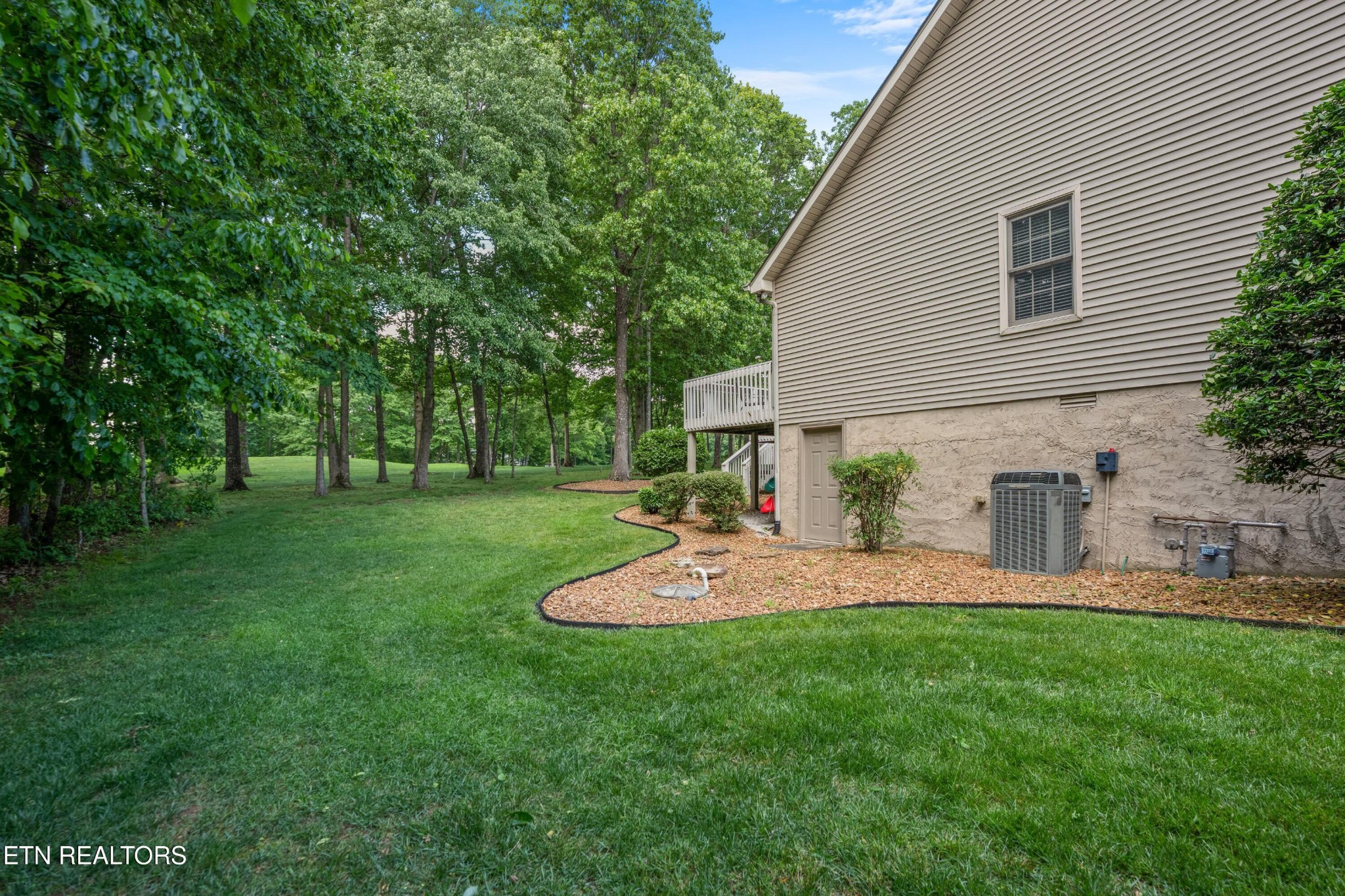 21 Lexham Court Property Photo 45