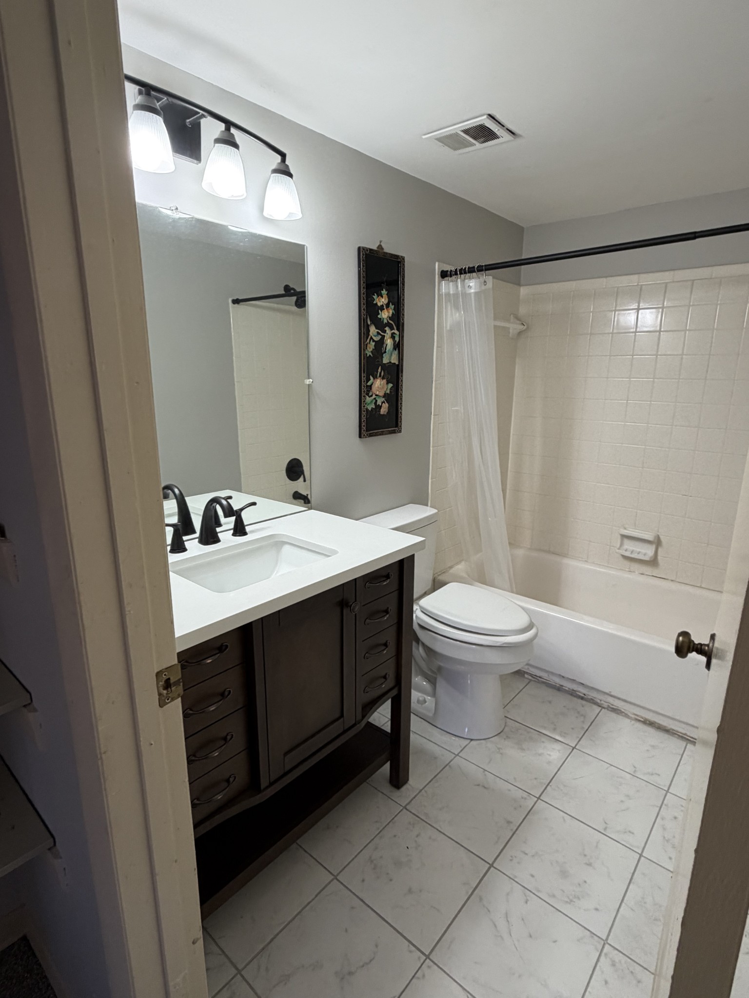 1807 Granville Rd Property Photo 14