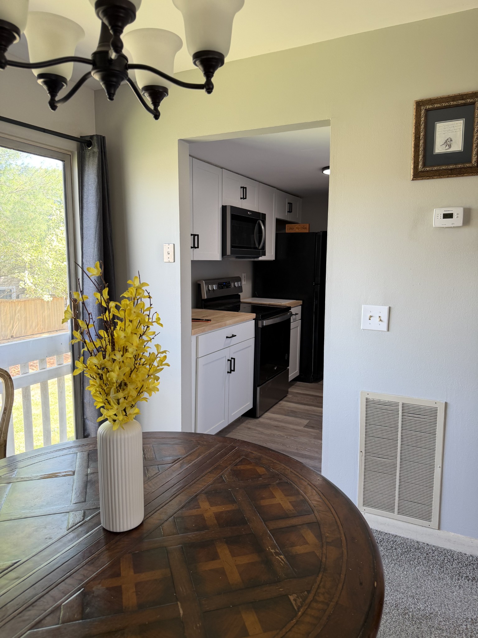 1807 Granville Rd Property Photo 18