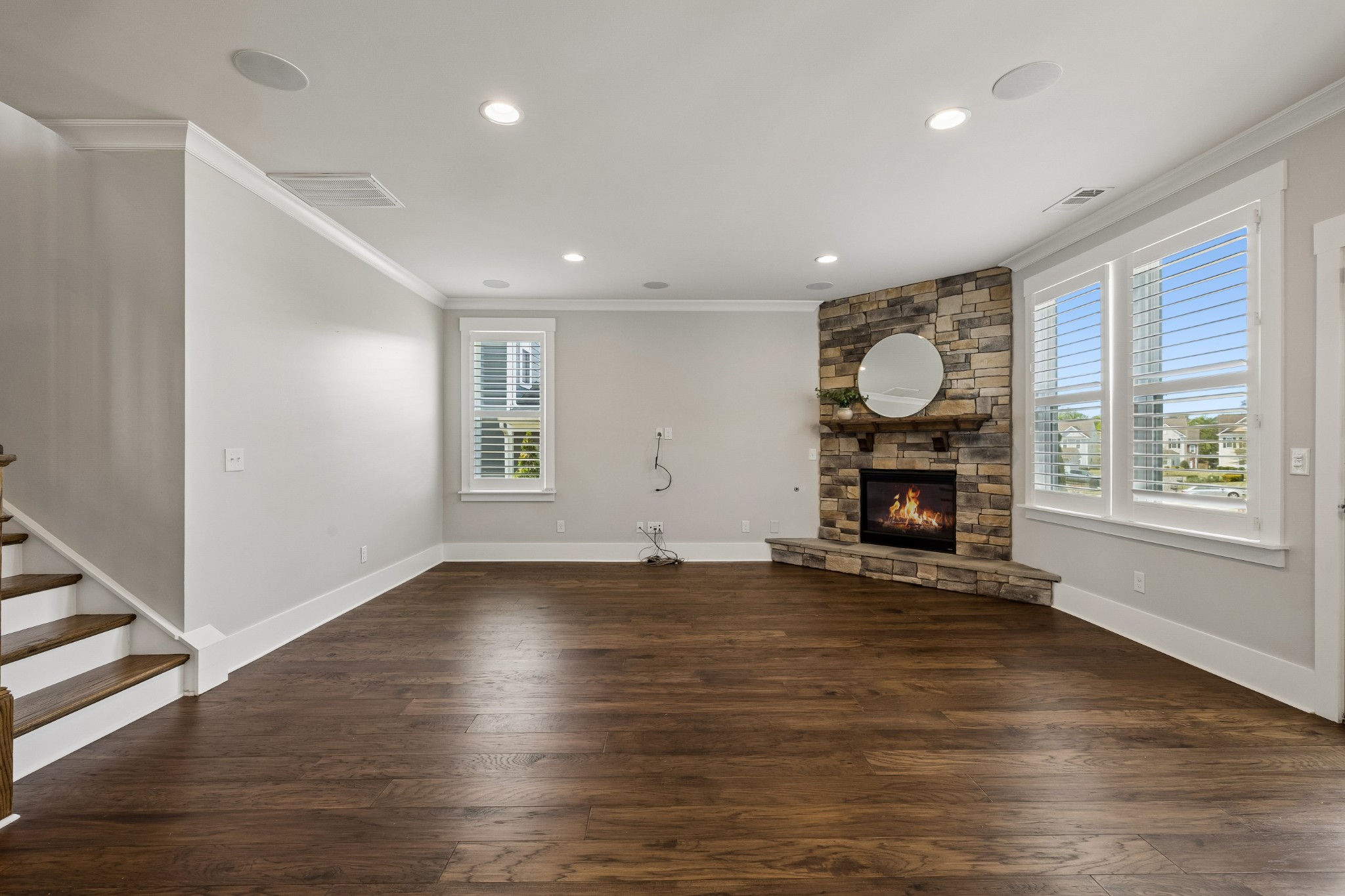 1607 Sand Dollar Ct Property Photo 3