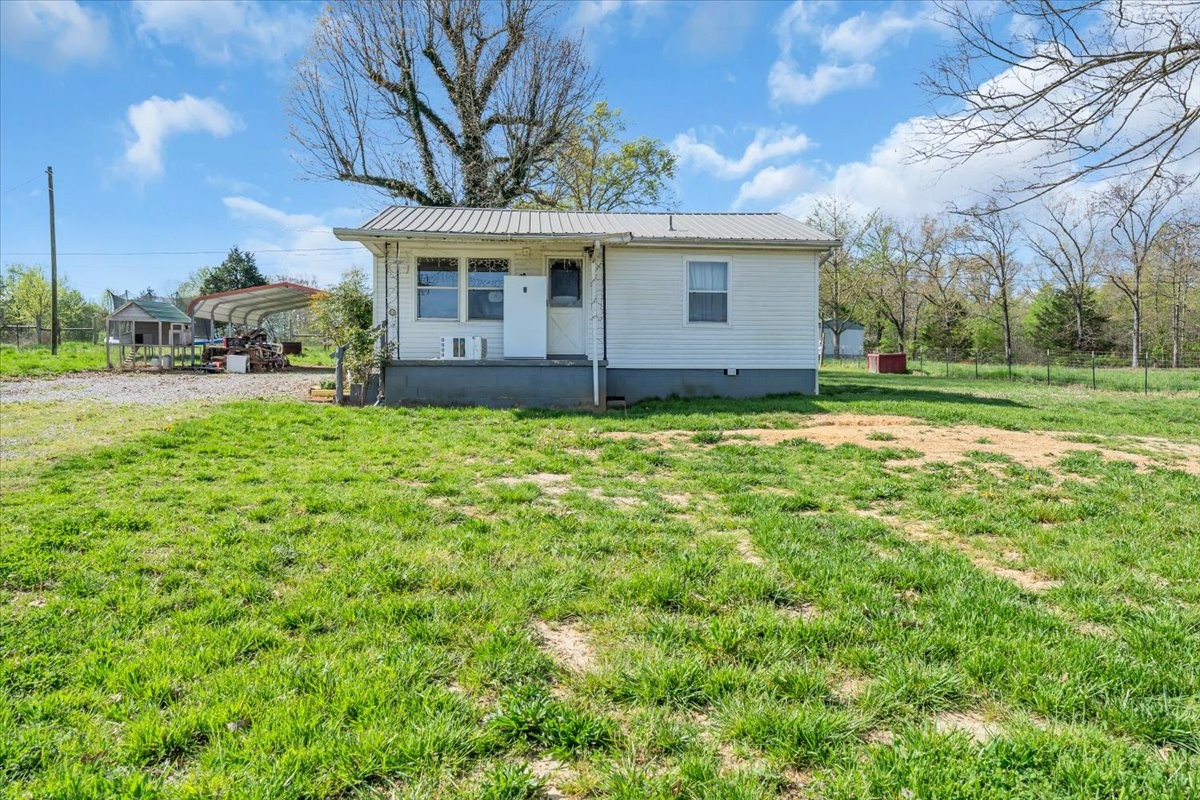 784 Burch Ln Property Photo 1